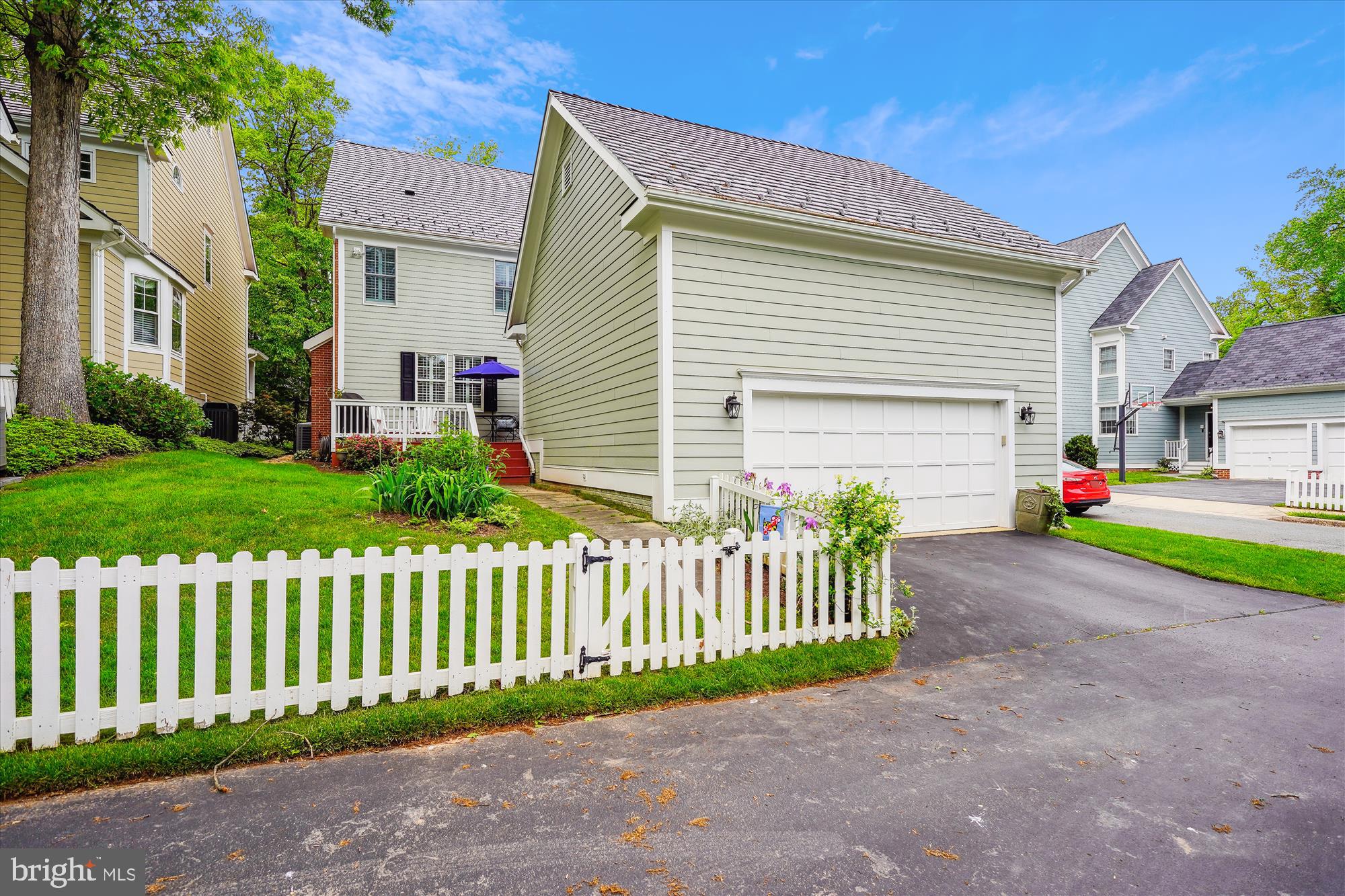 KENTLANDS - Residential