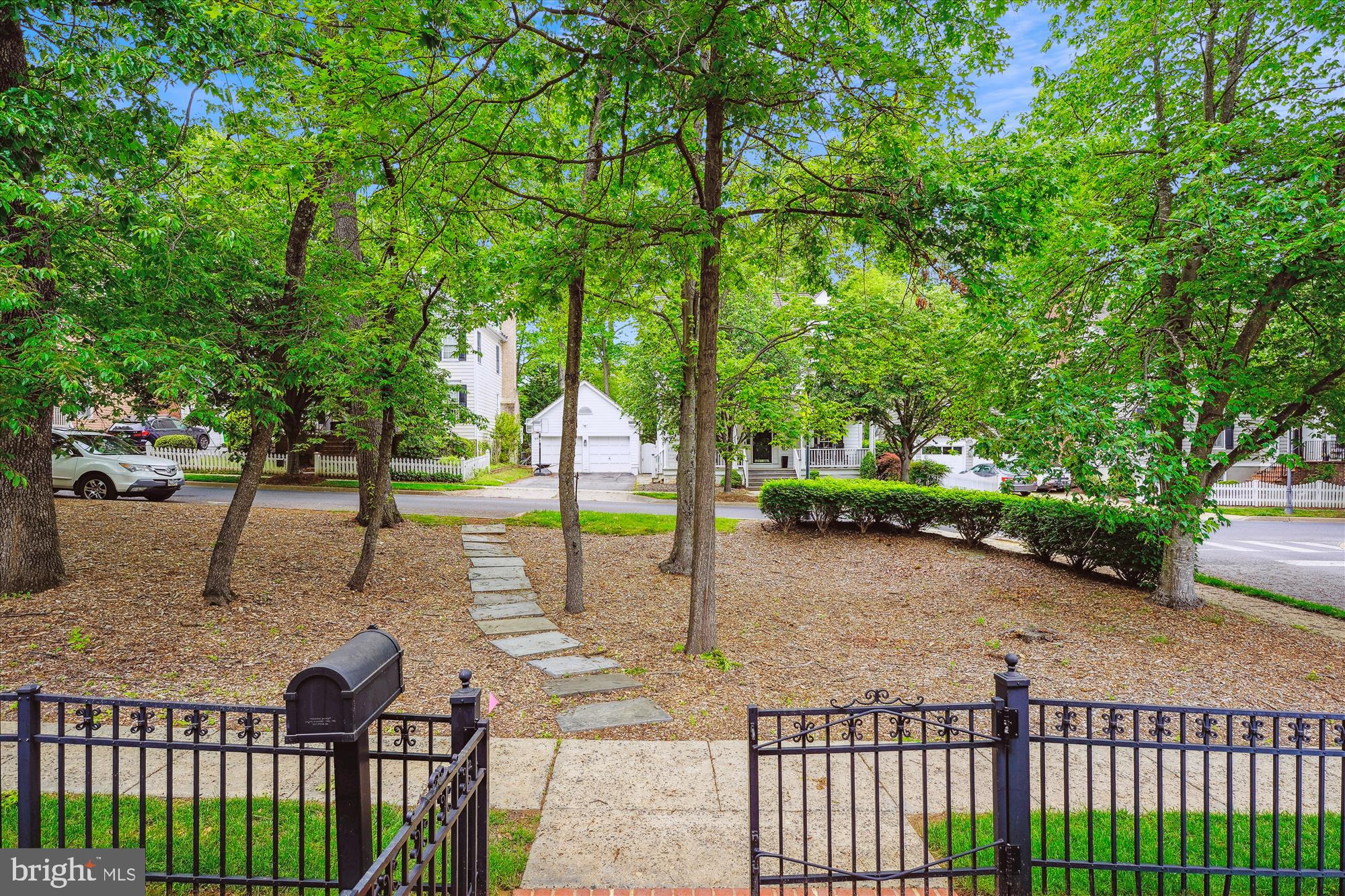 KENTLANDS - Residential