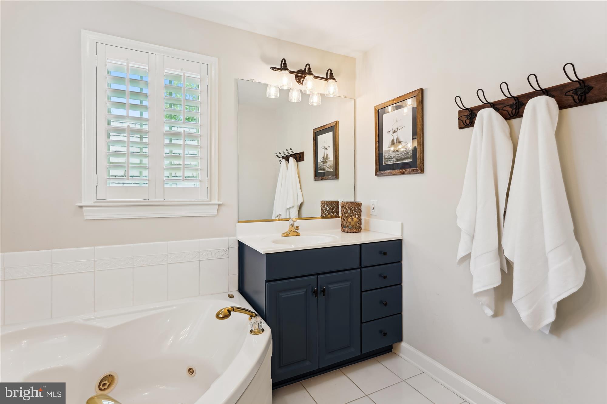 KENTLANDS - Residential