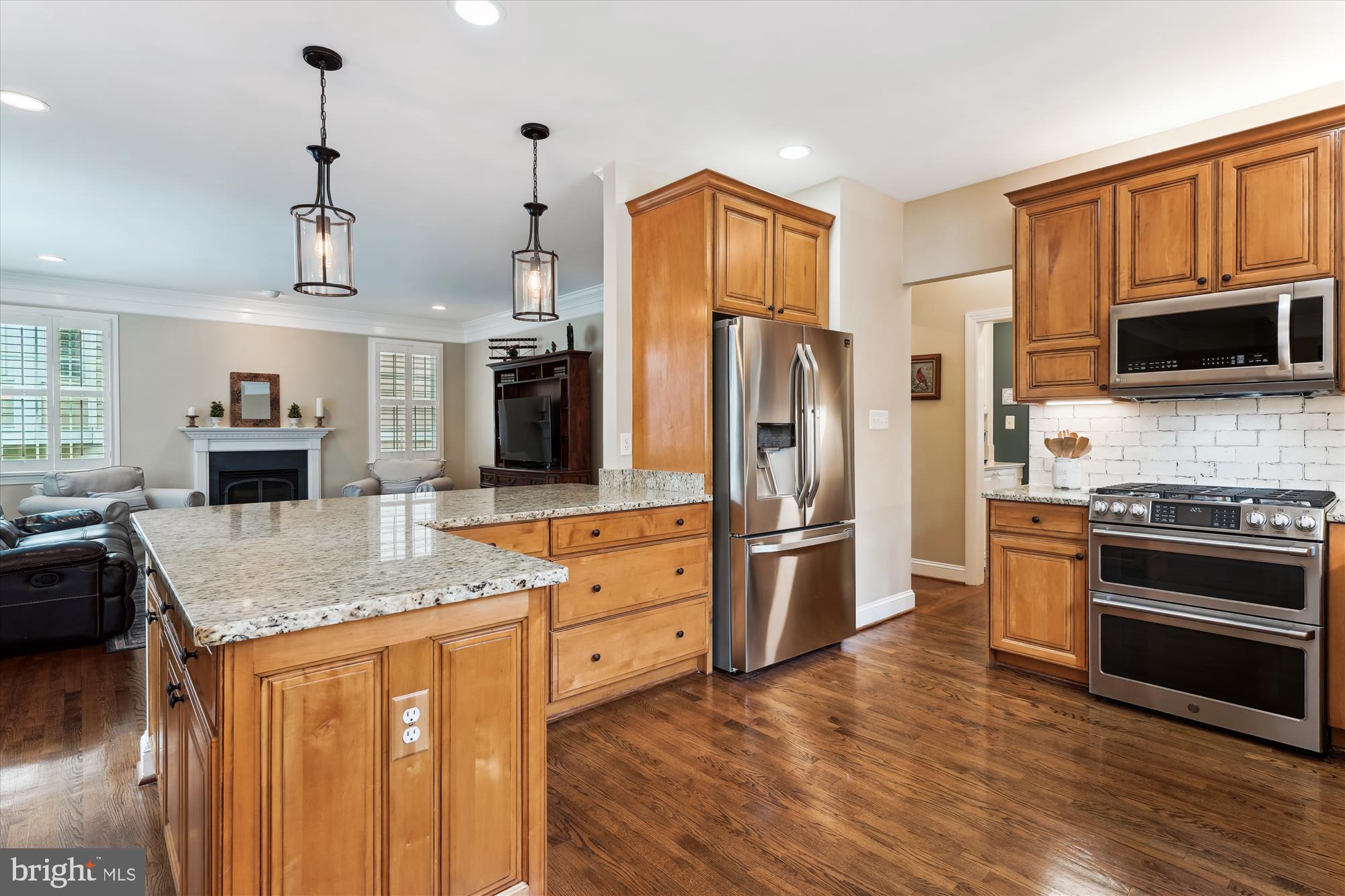 KENTLANDS - Residential