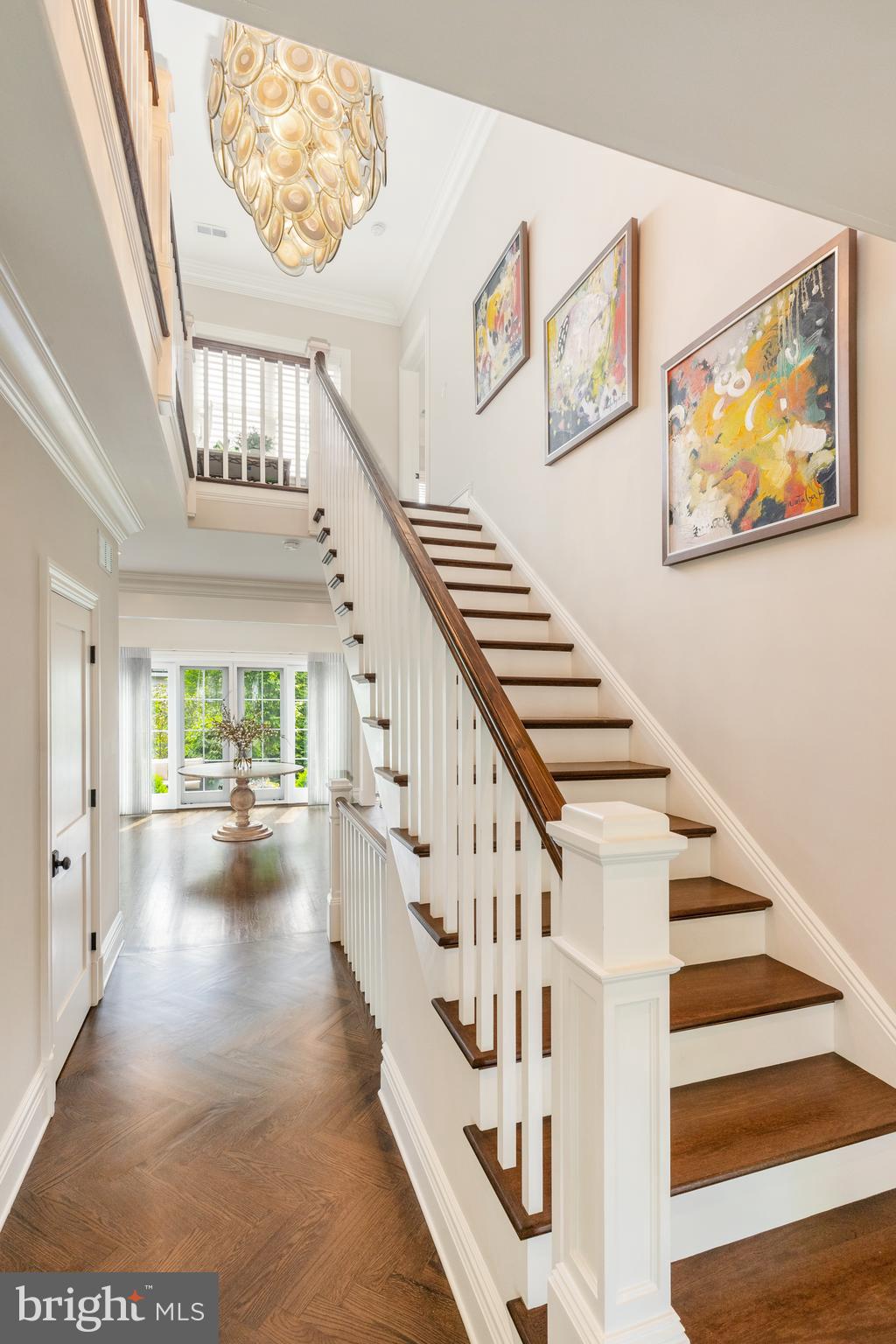 CHESTNUT HILL - Residential