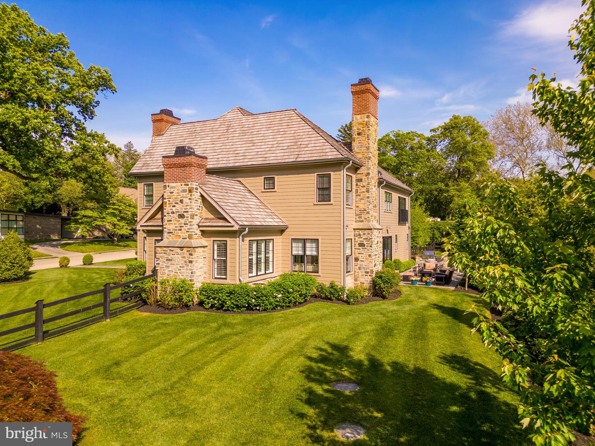 CHESTNUT HILL - Residential