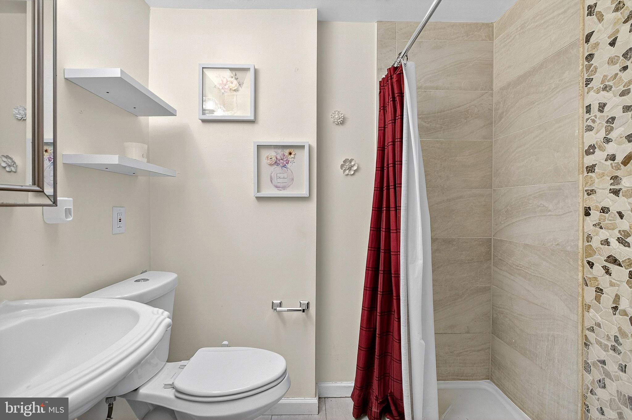 SHILOH HILL - Residential