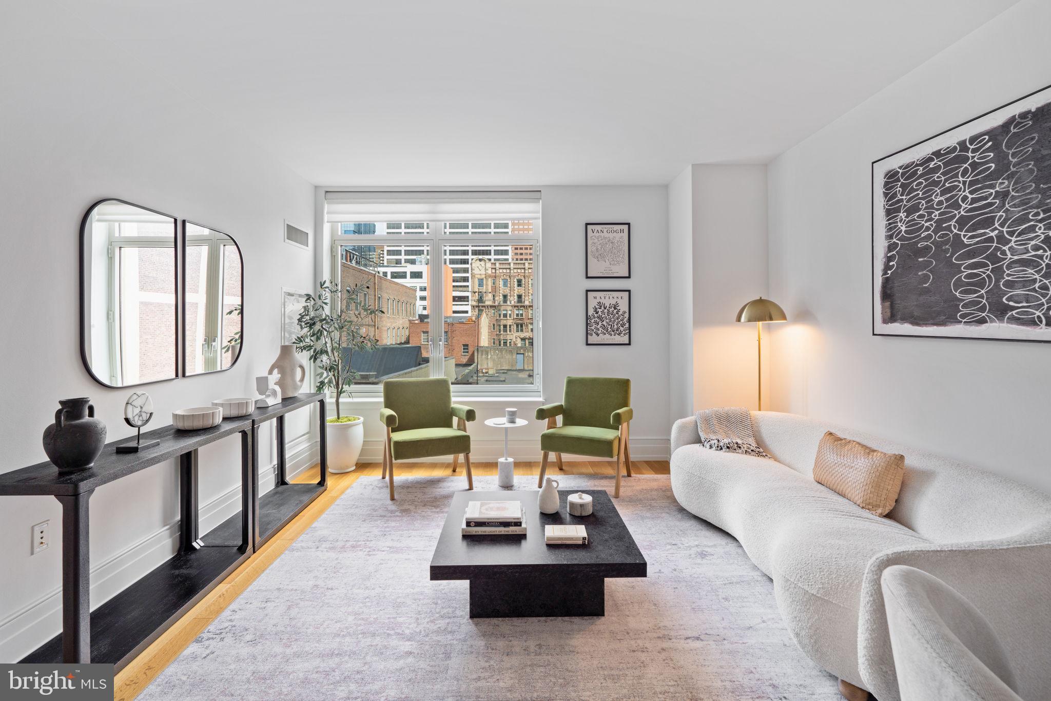 RITTENHOUSE SQUARE - Residential