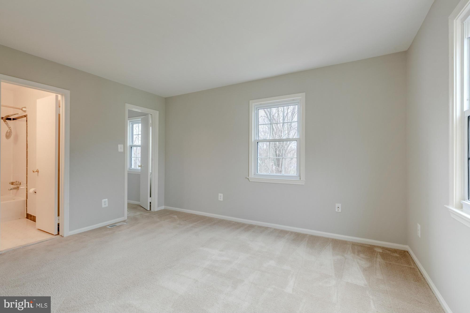 DUNN LORING VILLAGE - Residential