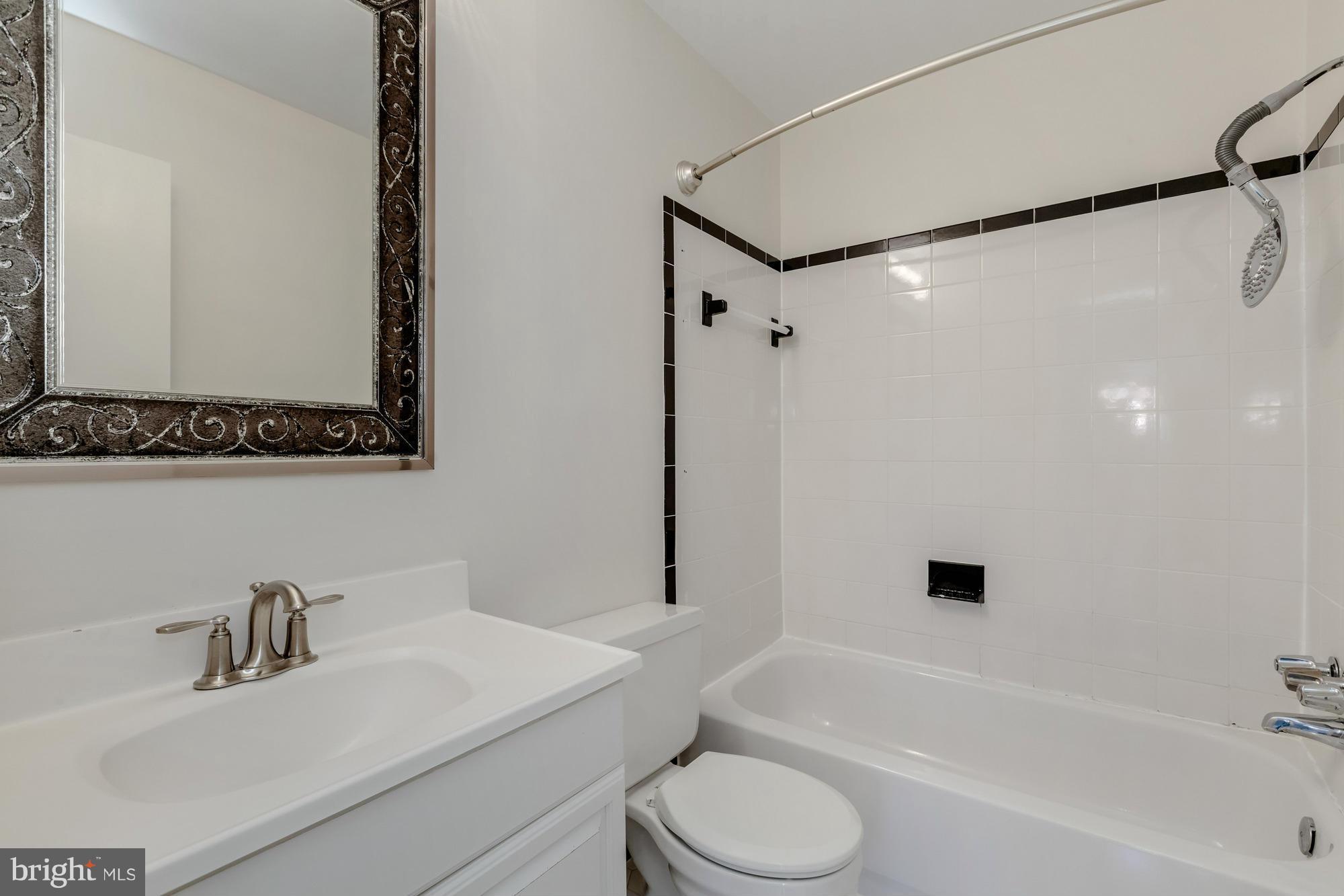 DUNN LORING VILLAGE - Residential