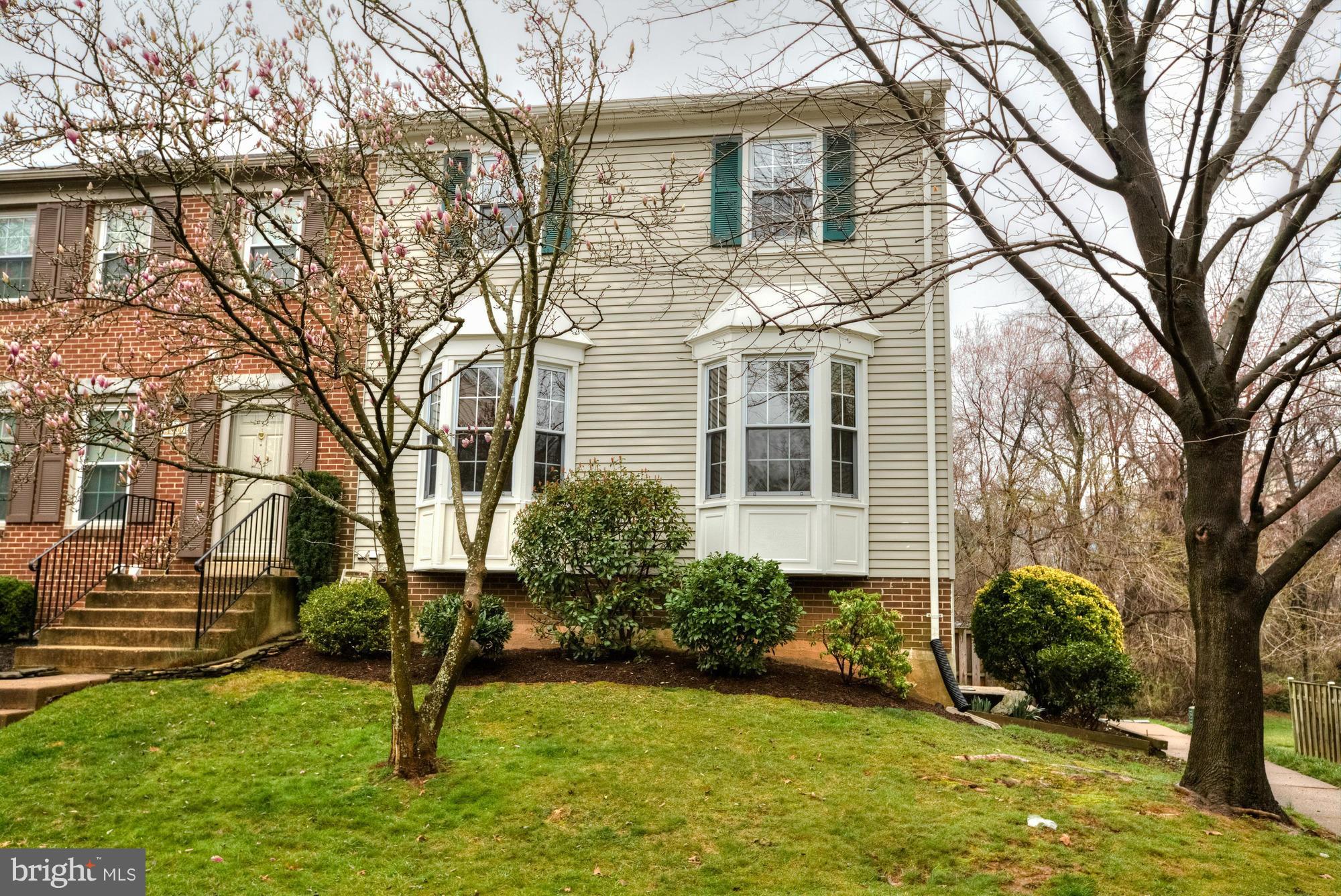 DUNN LORING VILLAGE - Residential