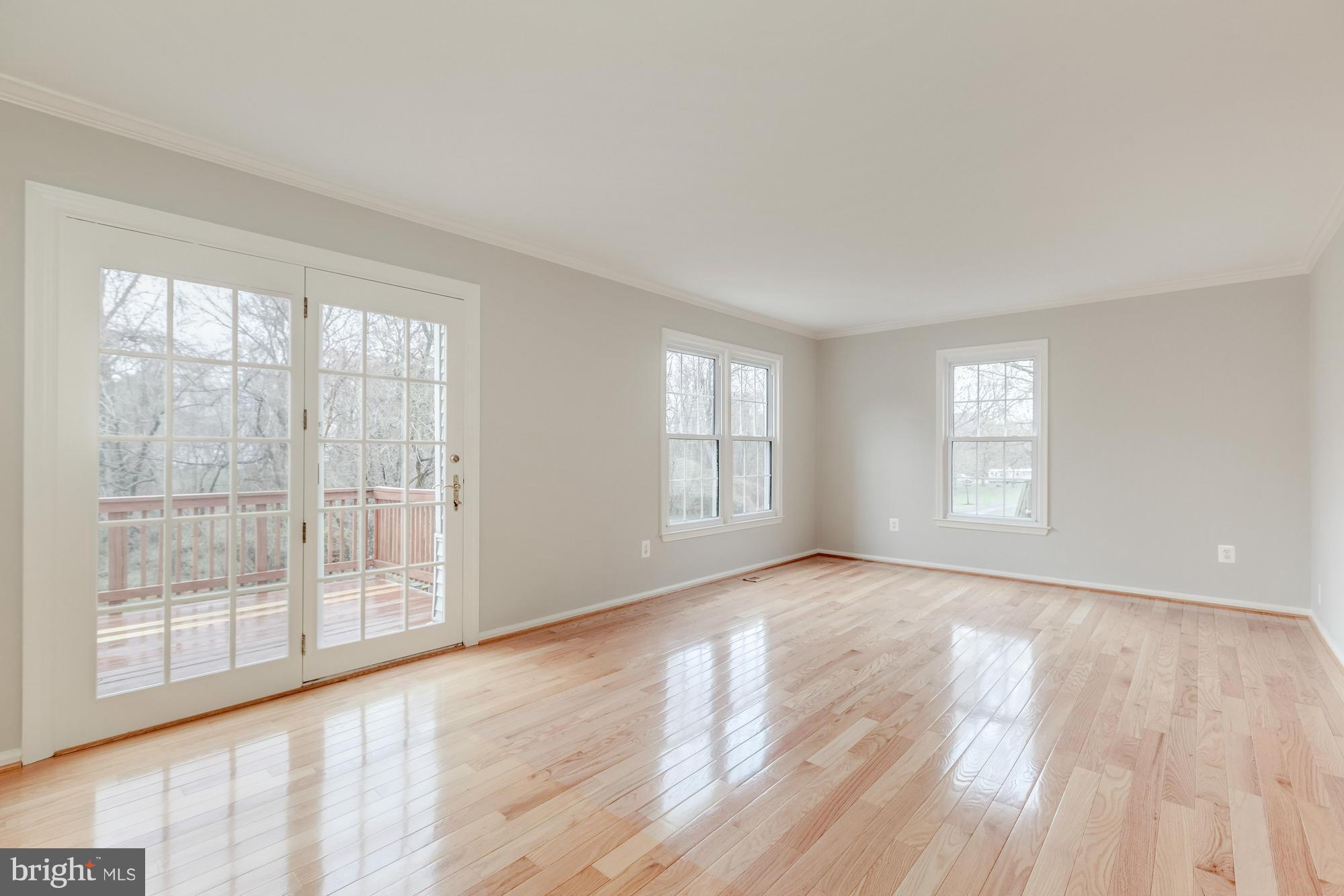 DUNN LORING VILLAGE - Residential