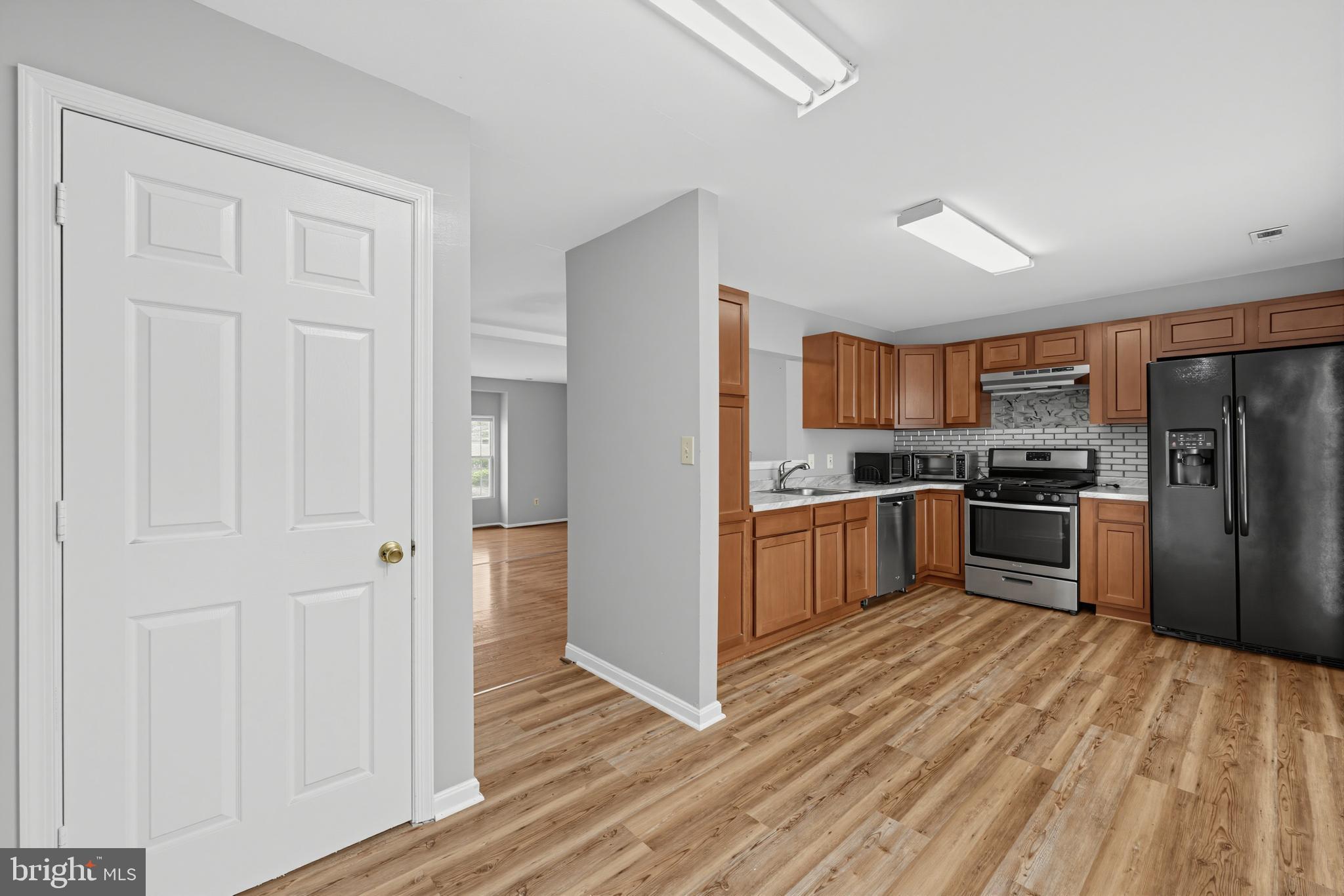 910 SOUTHERN AVENUE SE 1