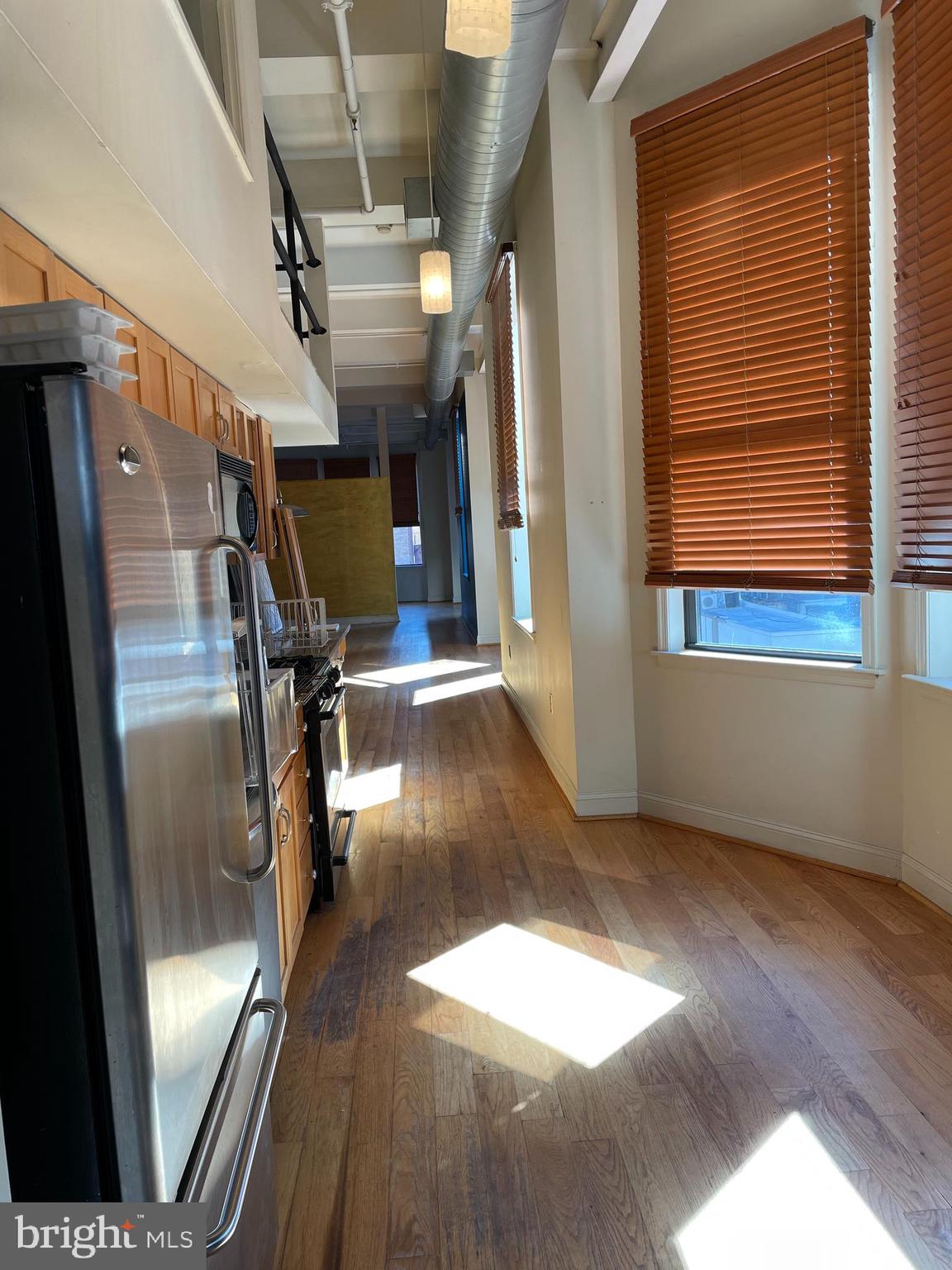 WASHINGTON SQ - Residential Lease