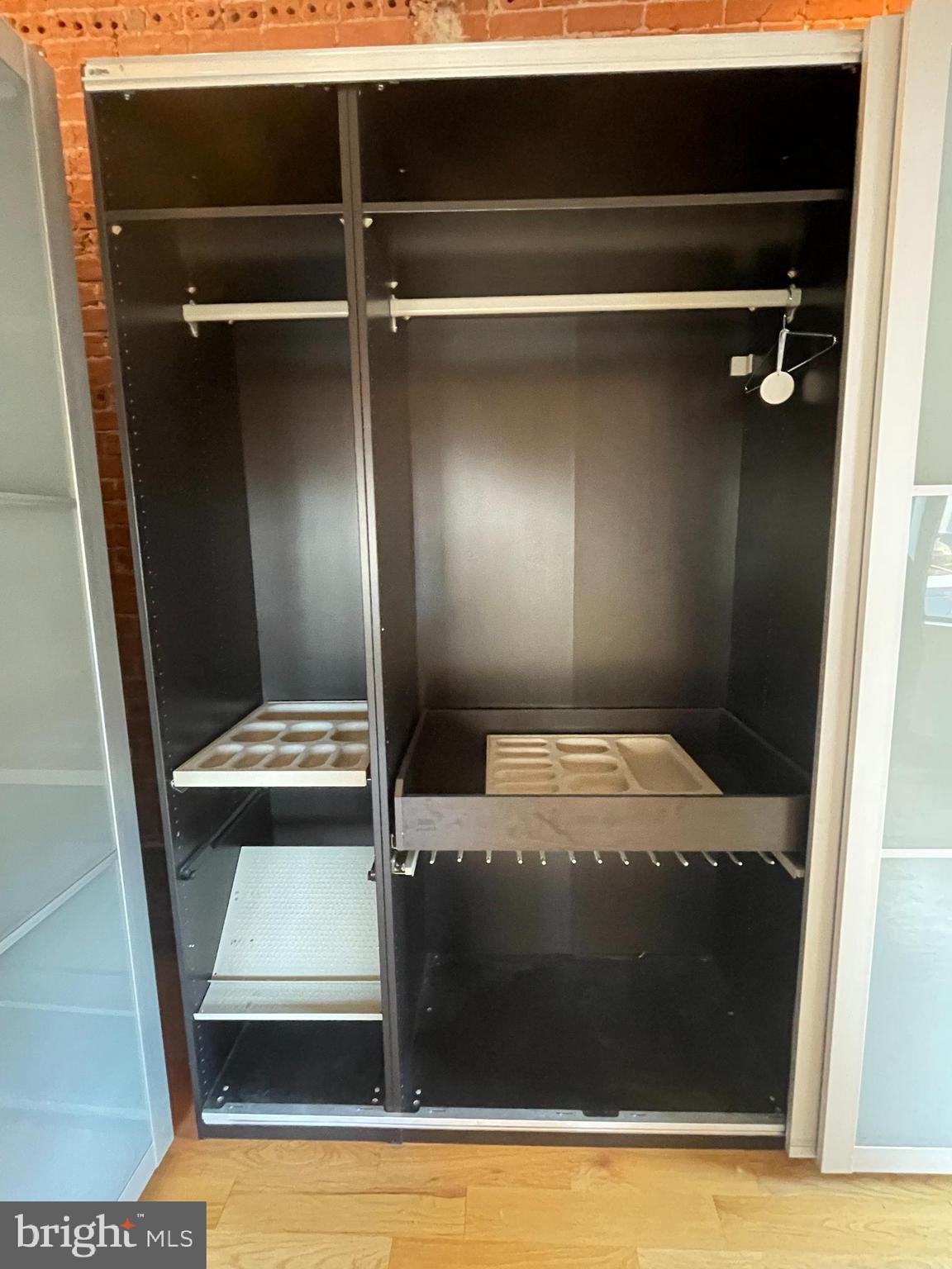 WASHINGTON SQ - Residential Lease