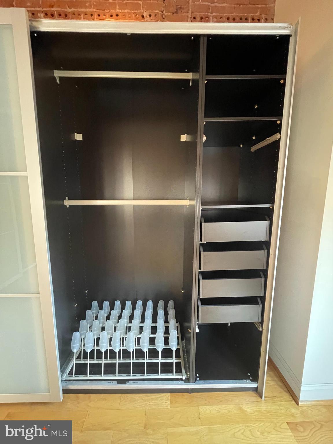 WASHINGTON SQ - Residential Lease