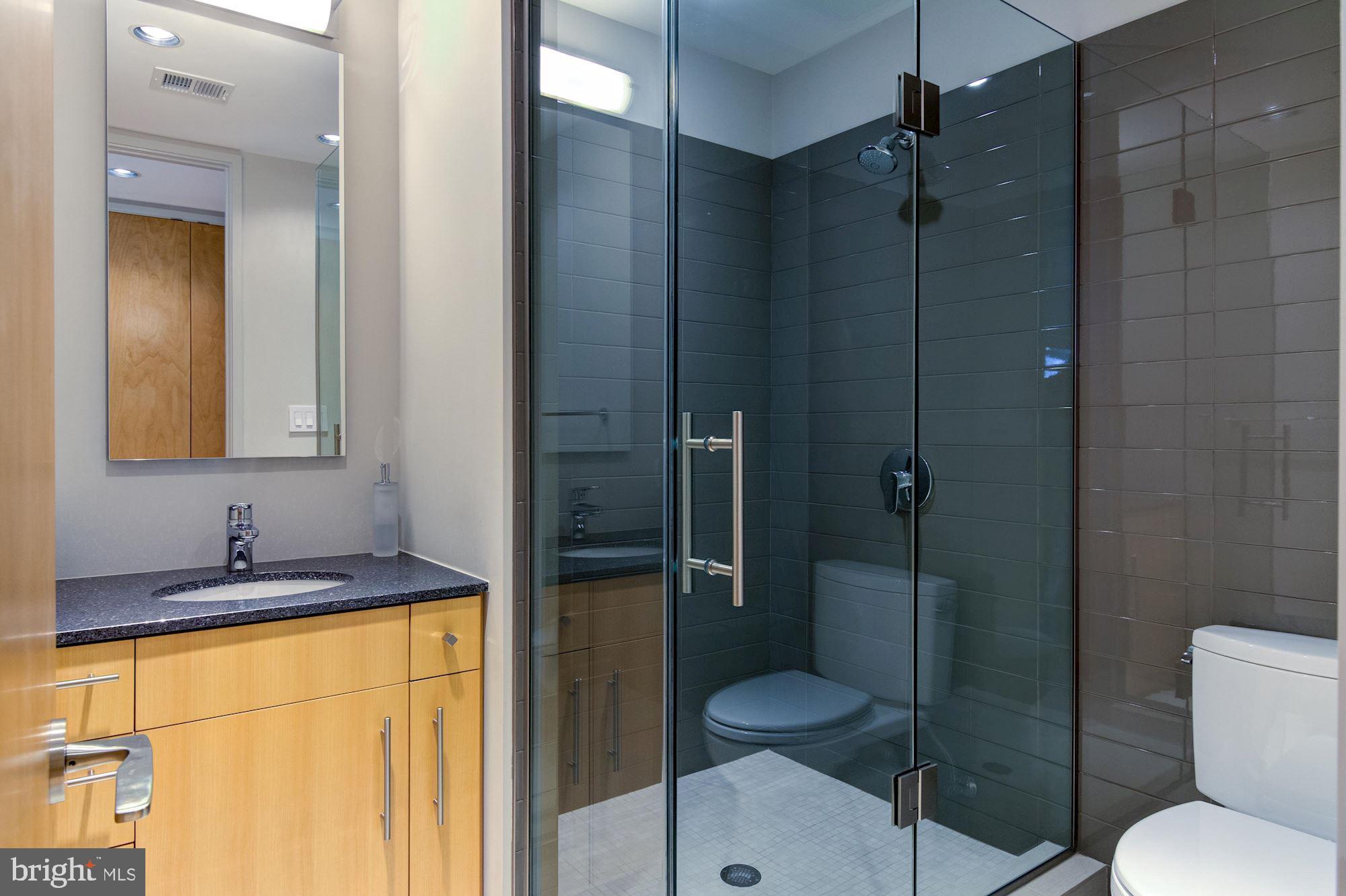 COUNTRY CLUB HILLS - Residential