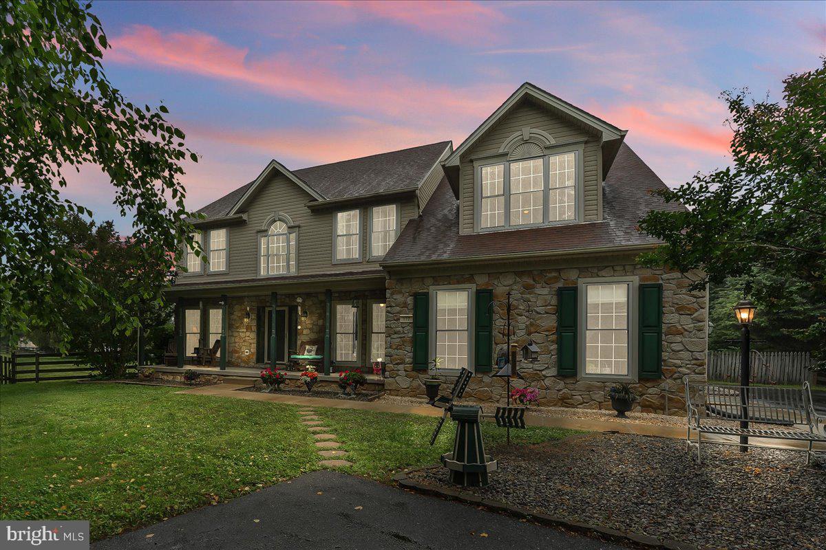 117 WOODROW LANE