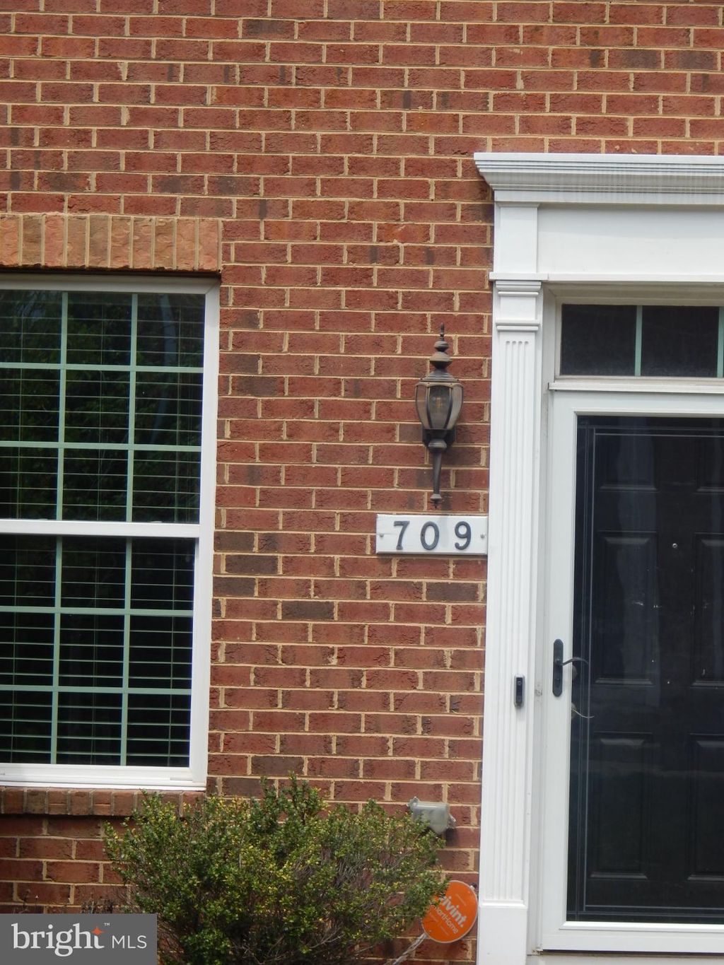 Photo of 709 S Macon Street, BALTIMORE, MD 21224 (MLS # MDBA2197554)