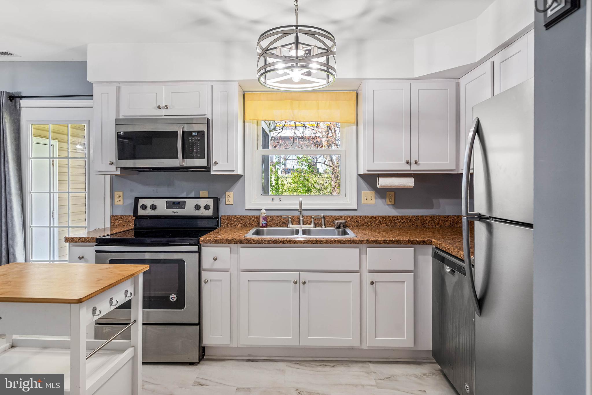 CEA-DAG COURT - Residential