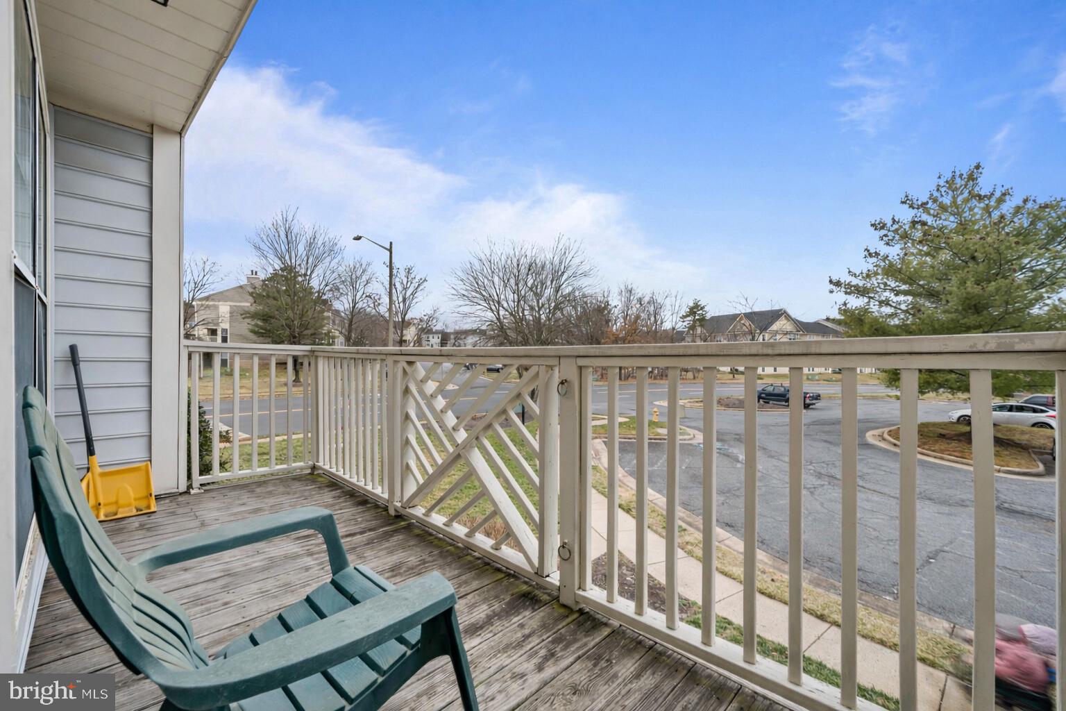 BULL RUN CONDO - Residential