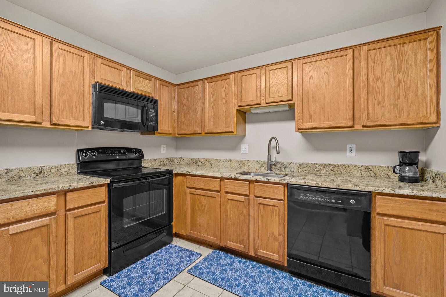 BULL RUN CONDO - Residential