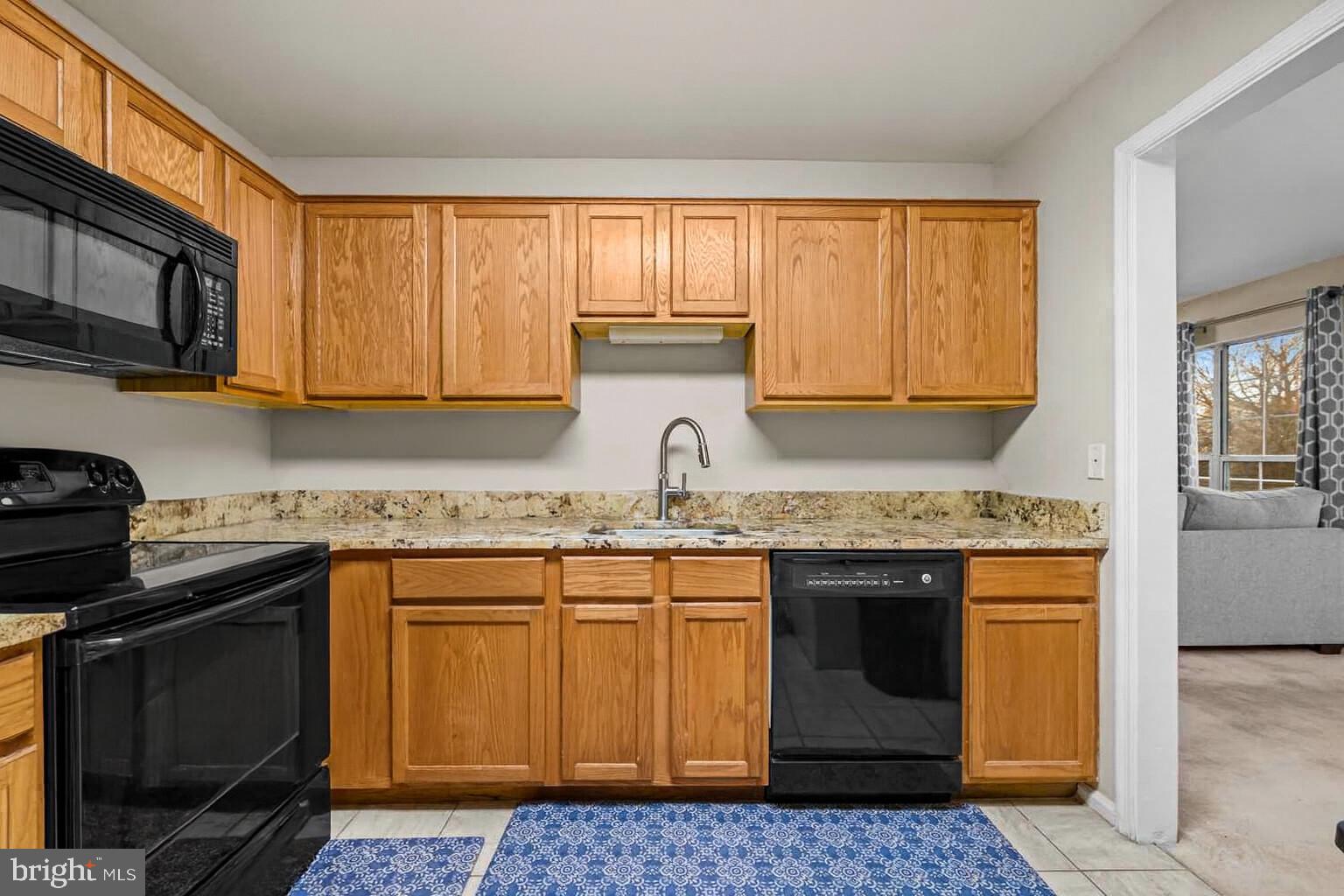 BULL RUN CONDO - Residential