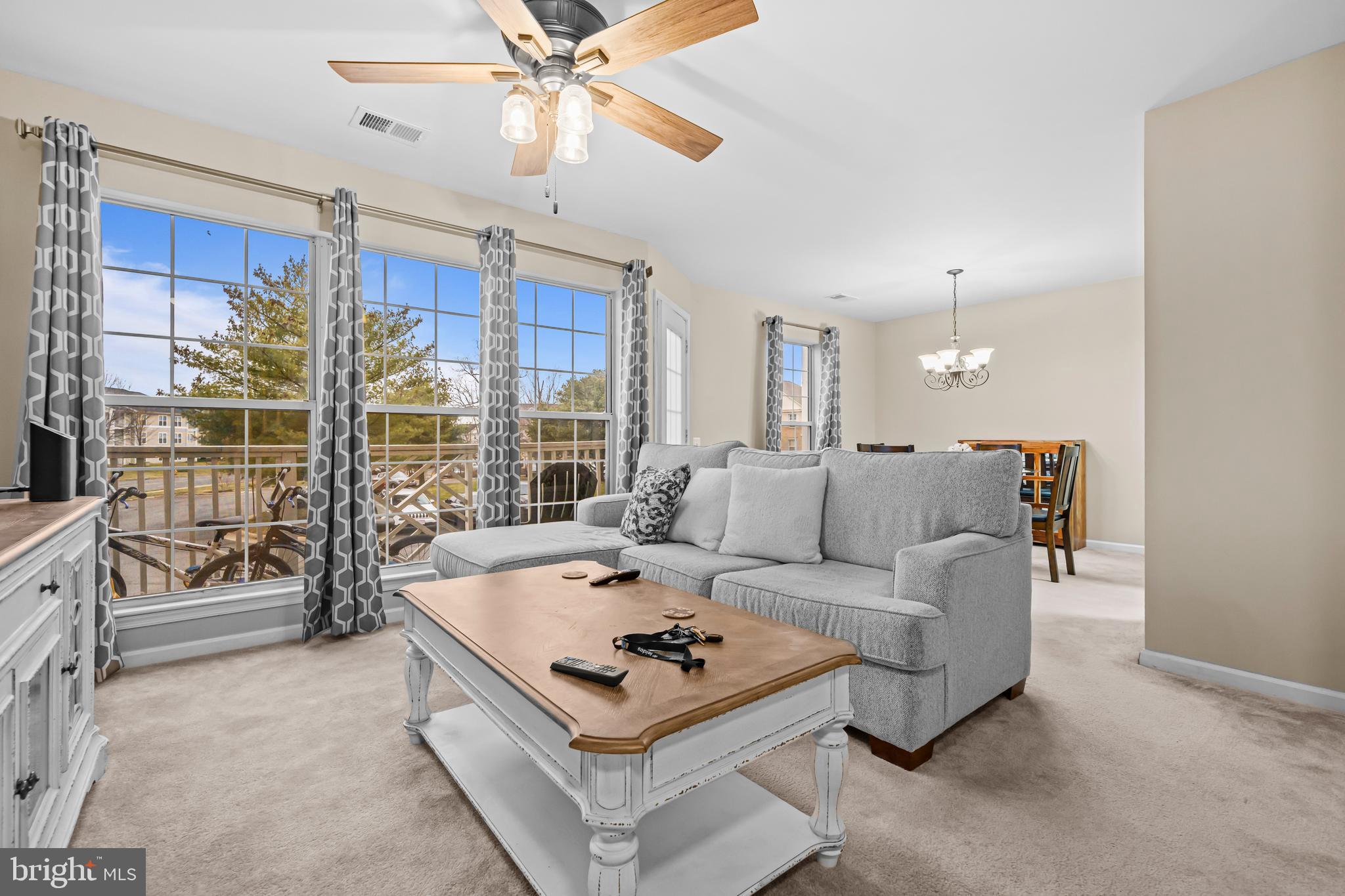 BULL RUN CONDO - Residential