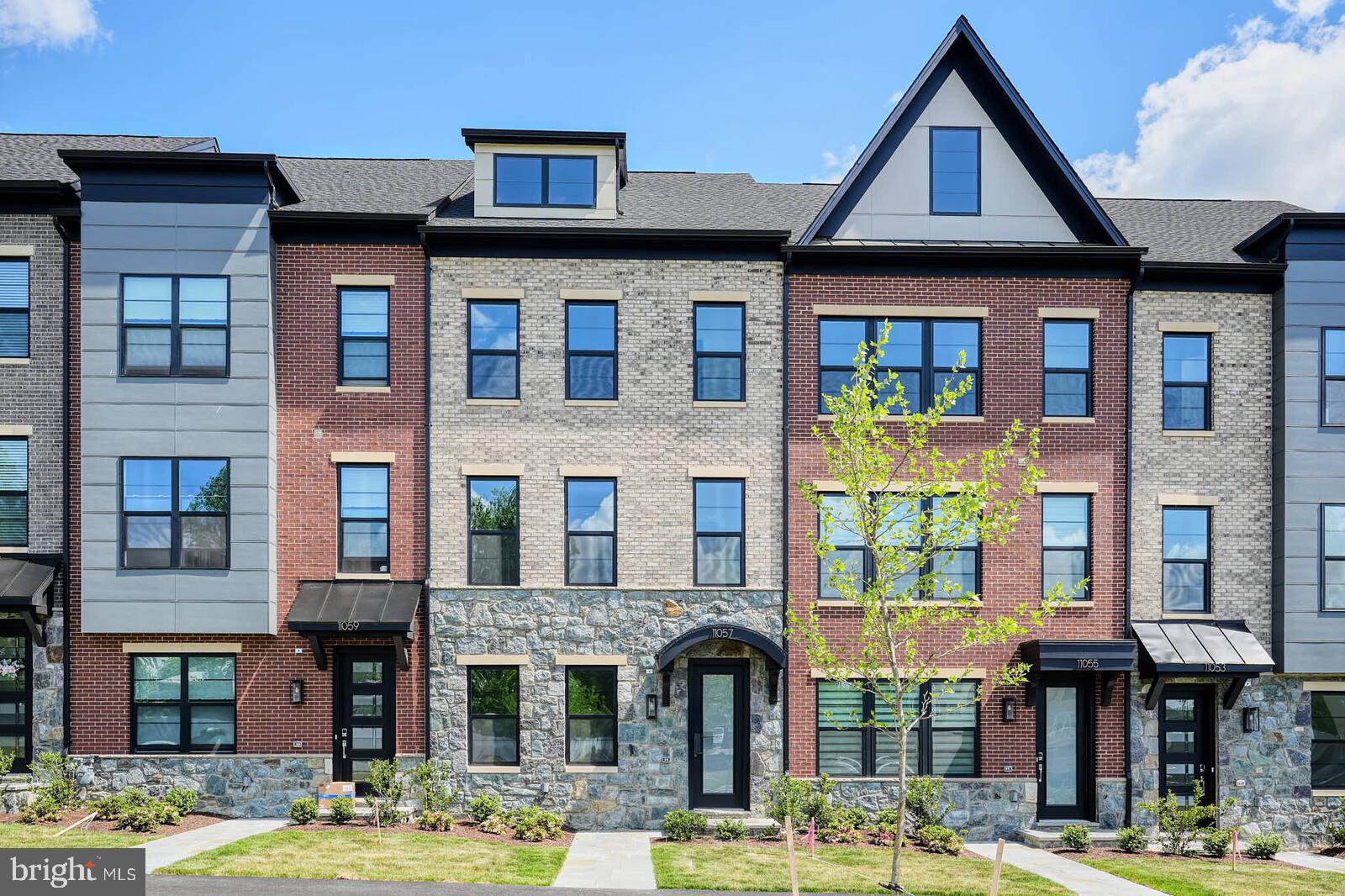 THE GROVE - Residential Lease