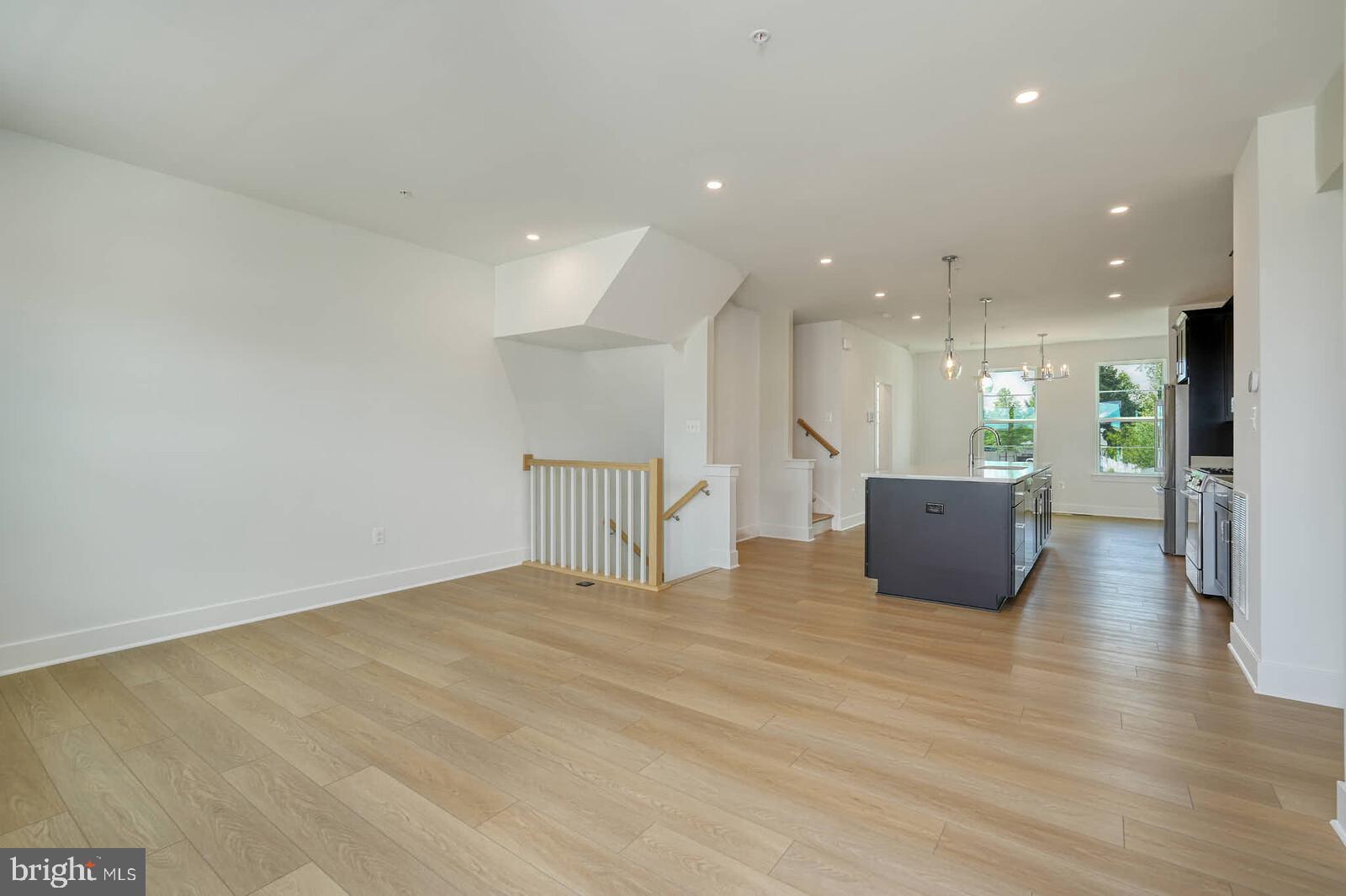 THE GROVE - Residential Lease