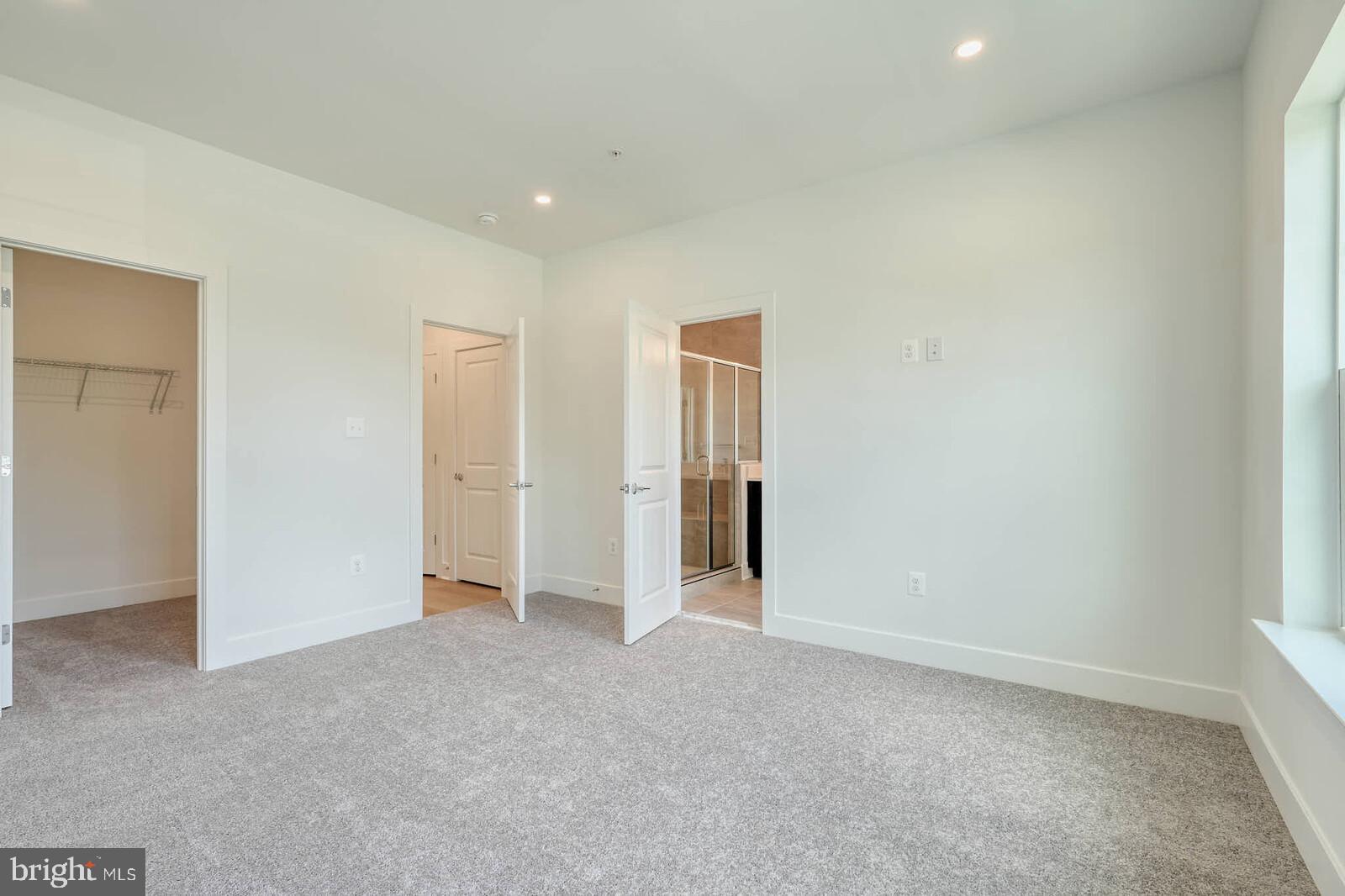 THE GROVE - Residential Lease