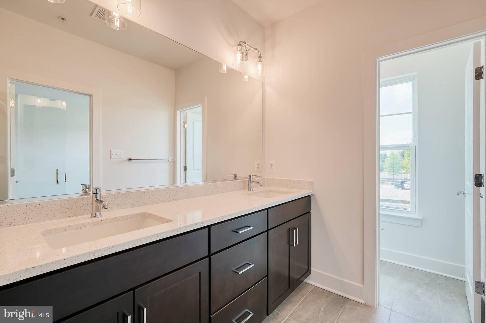 THE GROVE - Residential Lease