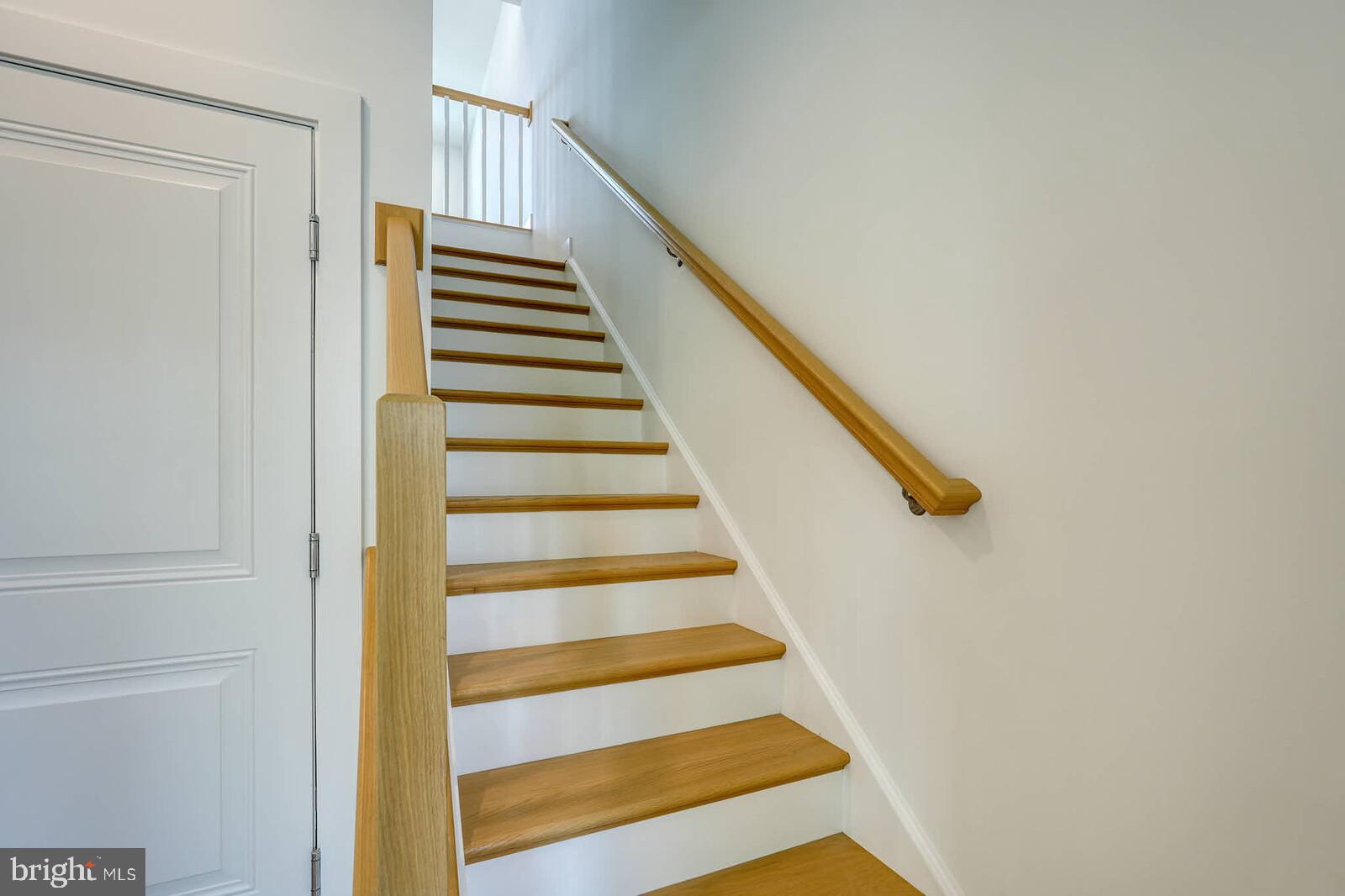 THE GROVE - Residential Lease