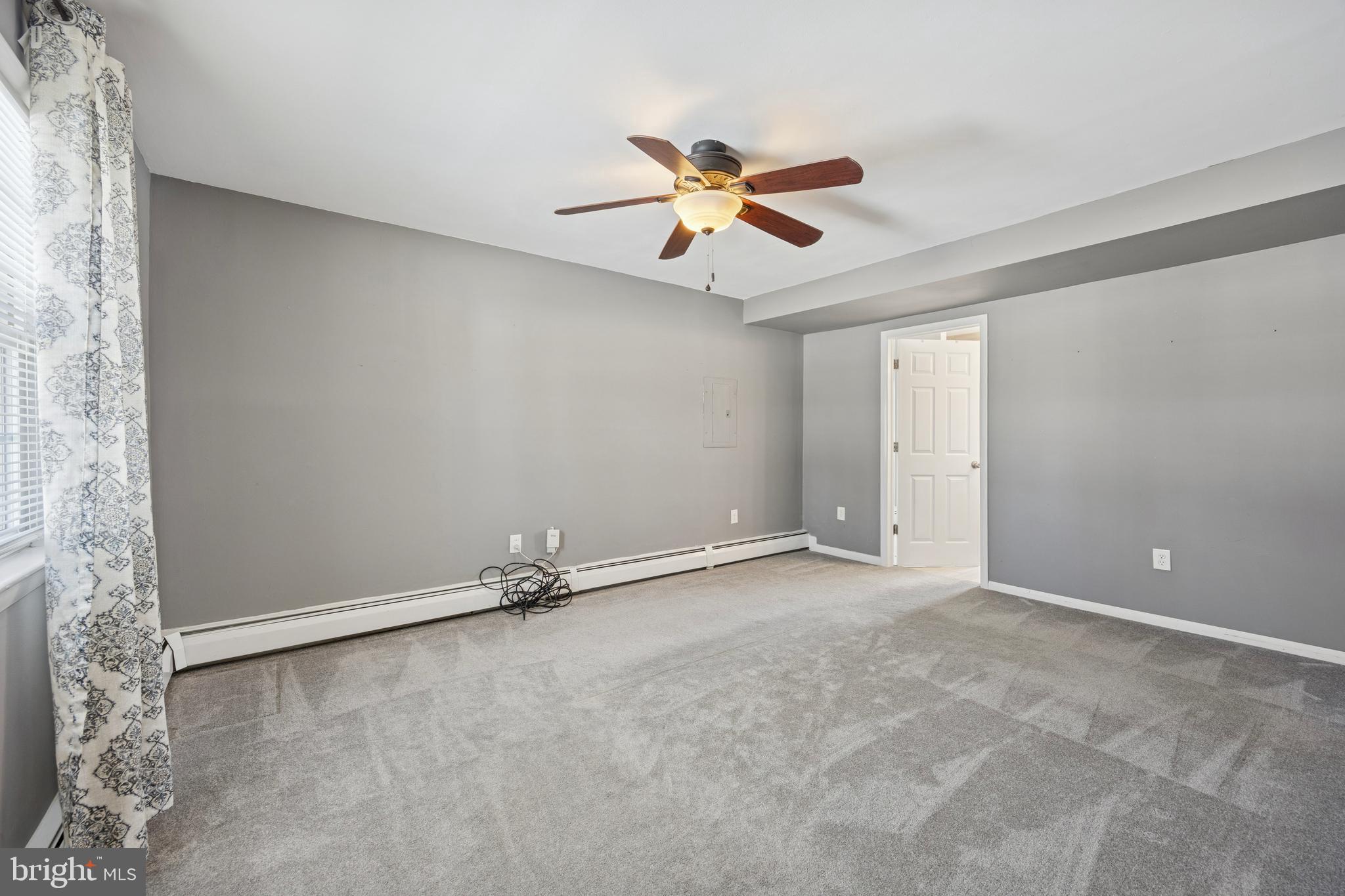 INDIAN CREEK - Residential