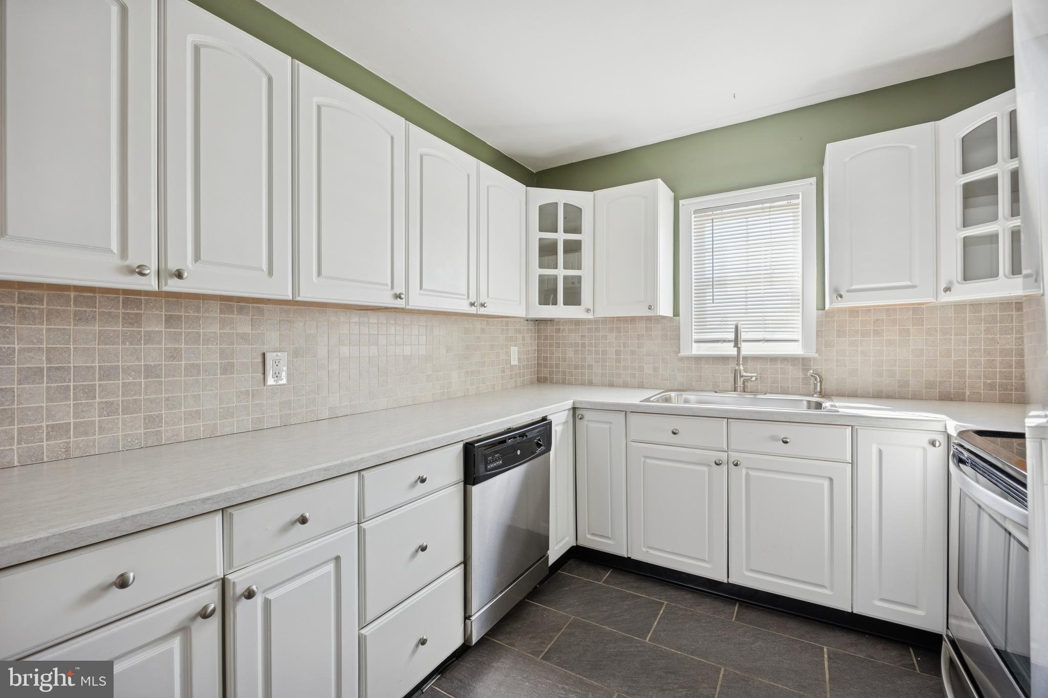 INDIAN CREEK - Residential