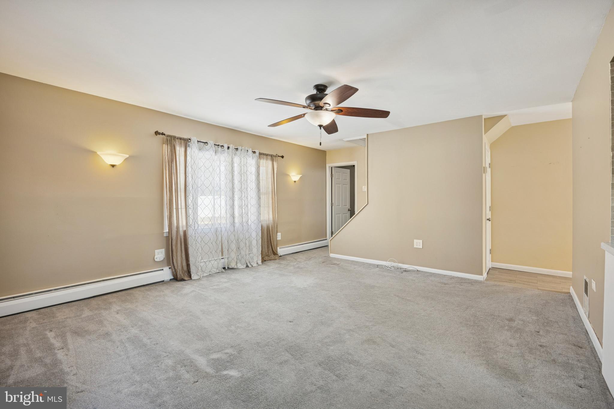 INDIAN CREEK - Residential