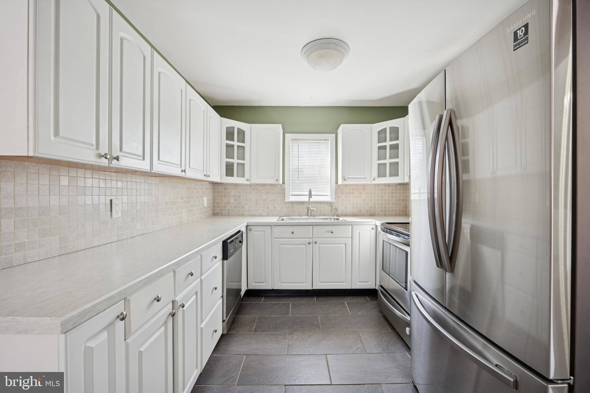 INDIAN CREEK - Residential