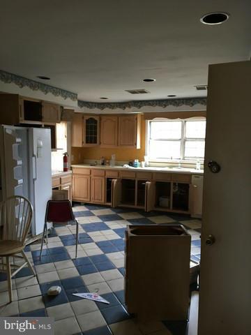 CLINTON - Residential