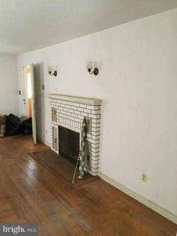 CLINTON - Residential