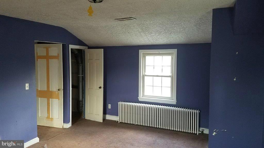 CLINTON - Residential