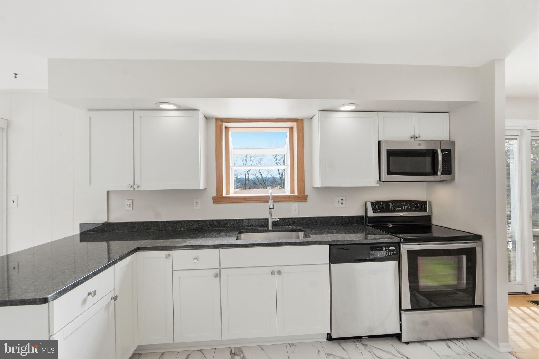 RIDGEVIEW ESTATES - Residential