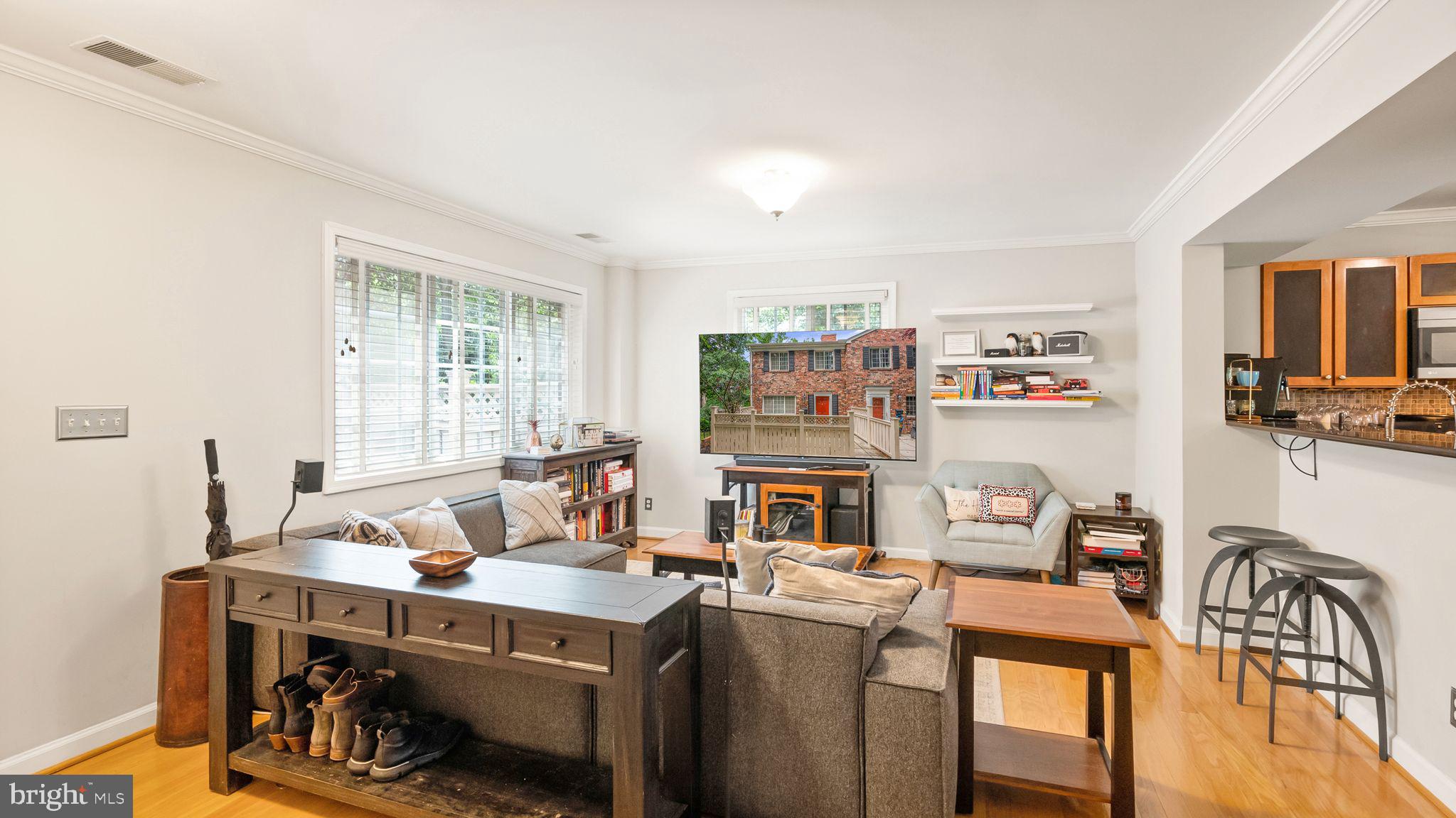 PARKSIDE AT ALEXANDRIA - Residential