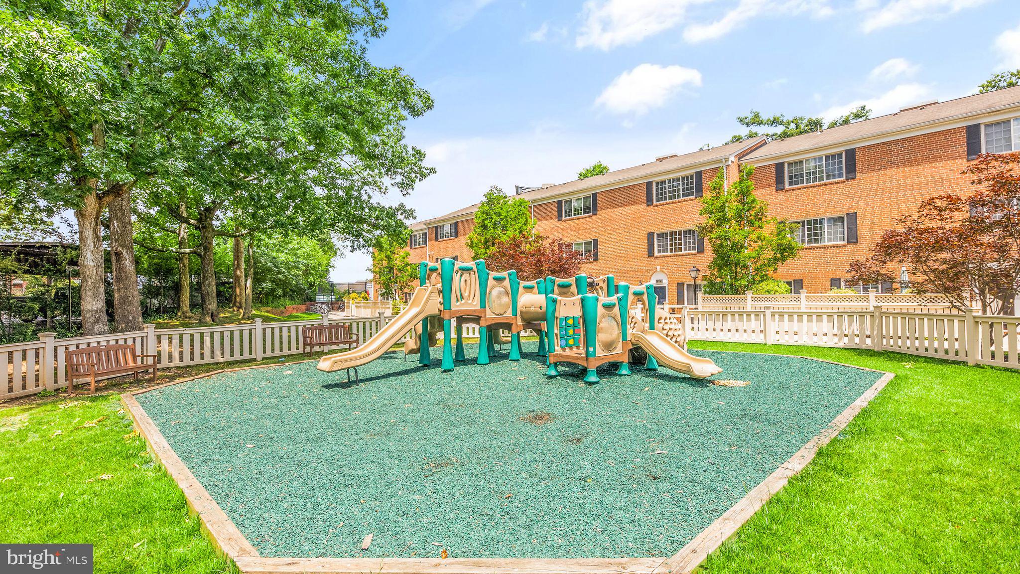 PARKSIDE AT ALEXANDRIA - Residential