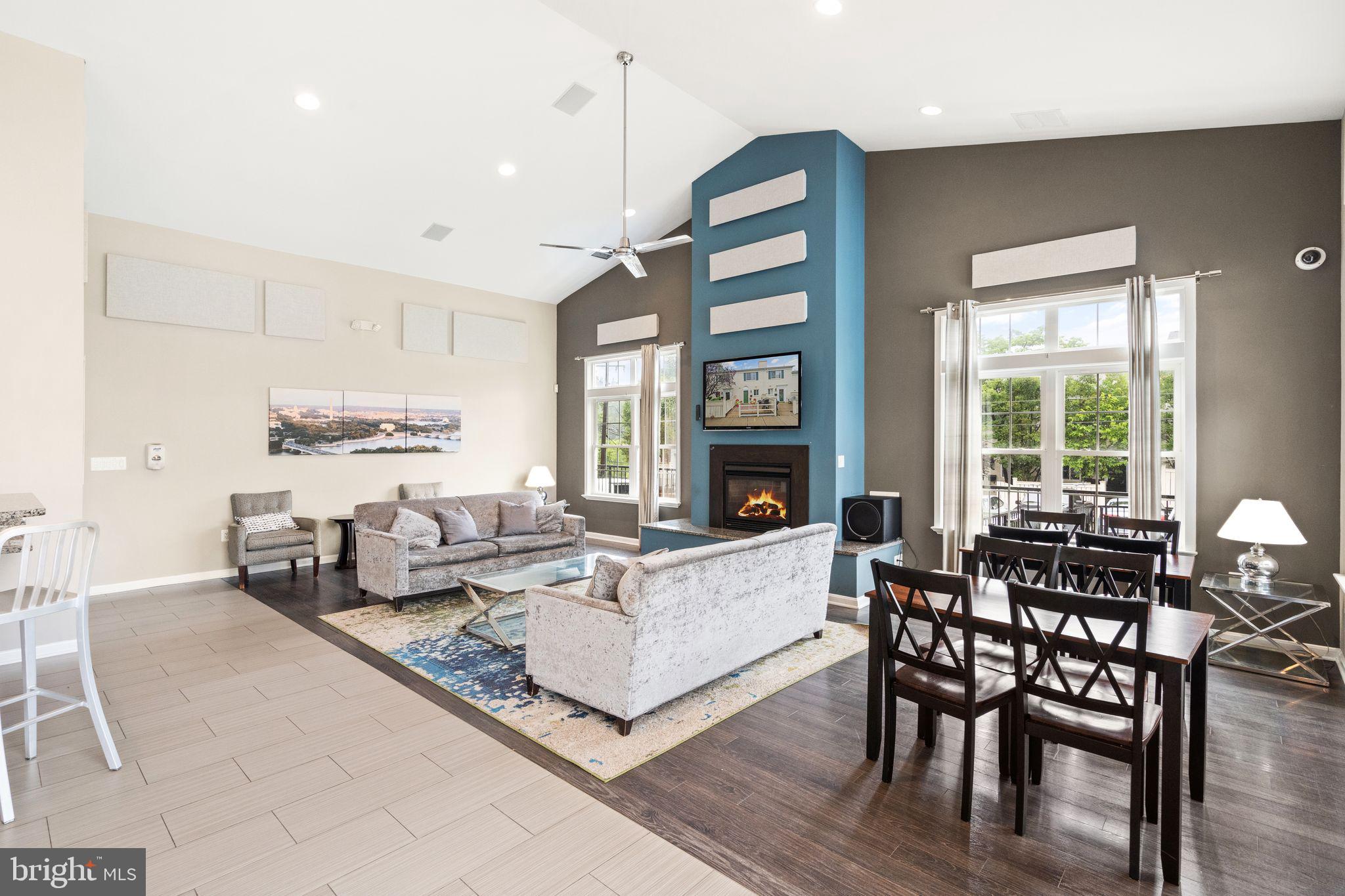 PARKSIDE AT ALEXANDRIA - Residential