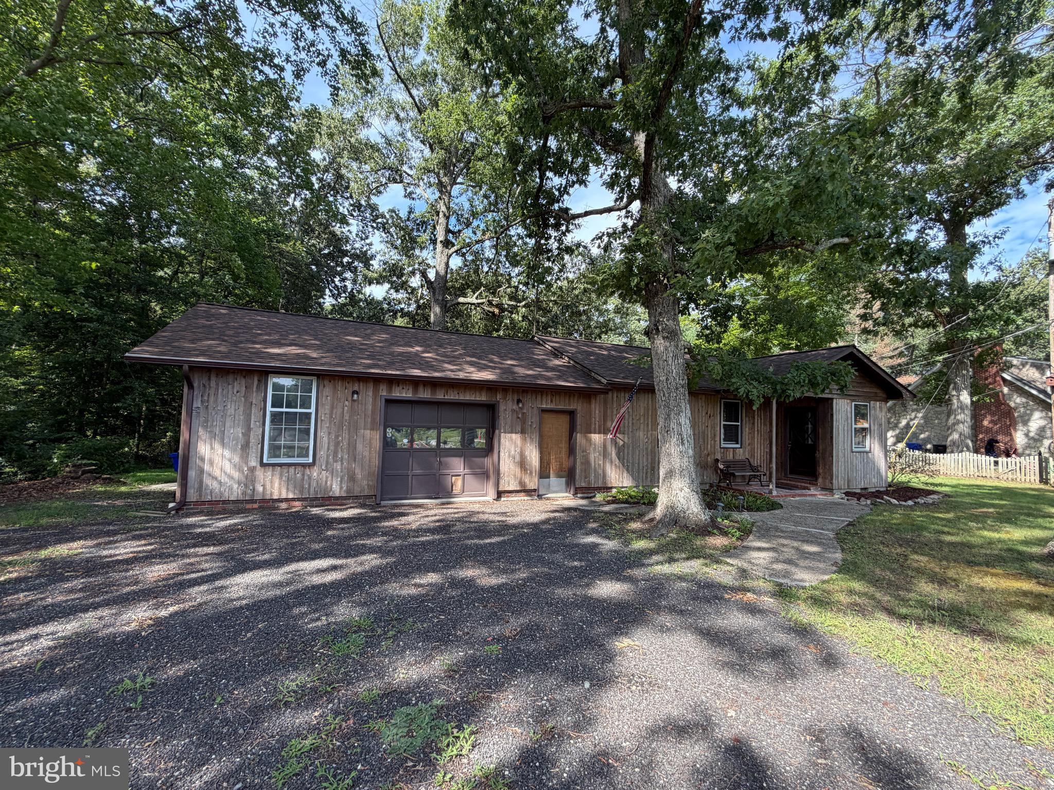2765 MILL HILL ROAD