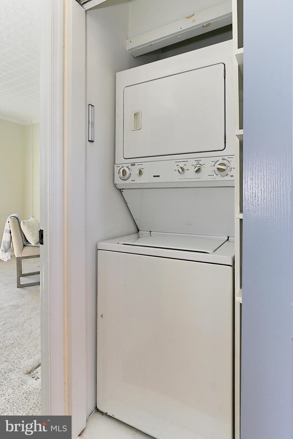 PARK FAIRFAX - Residential