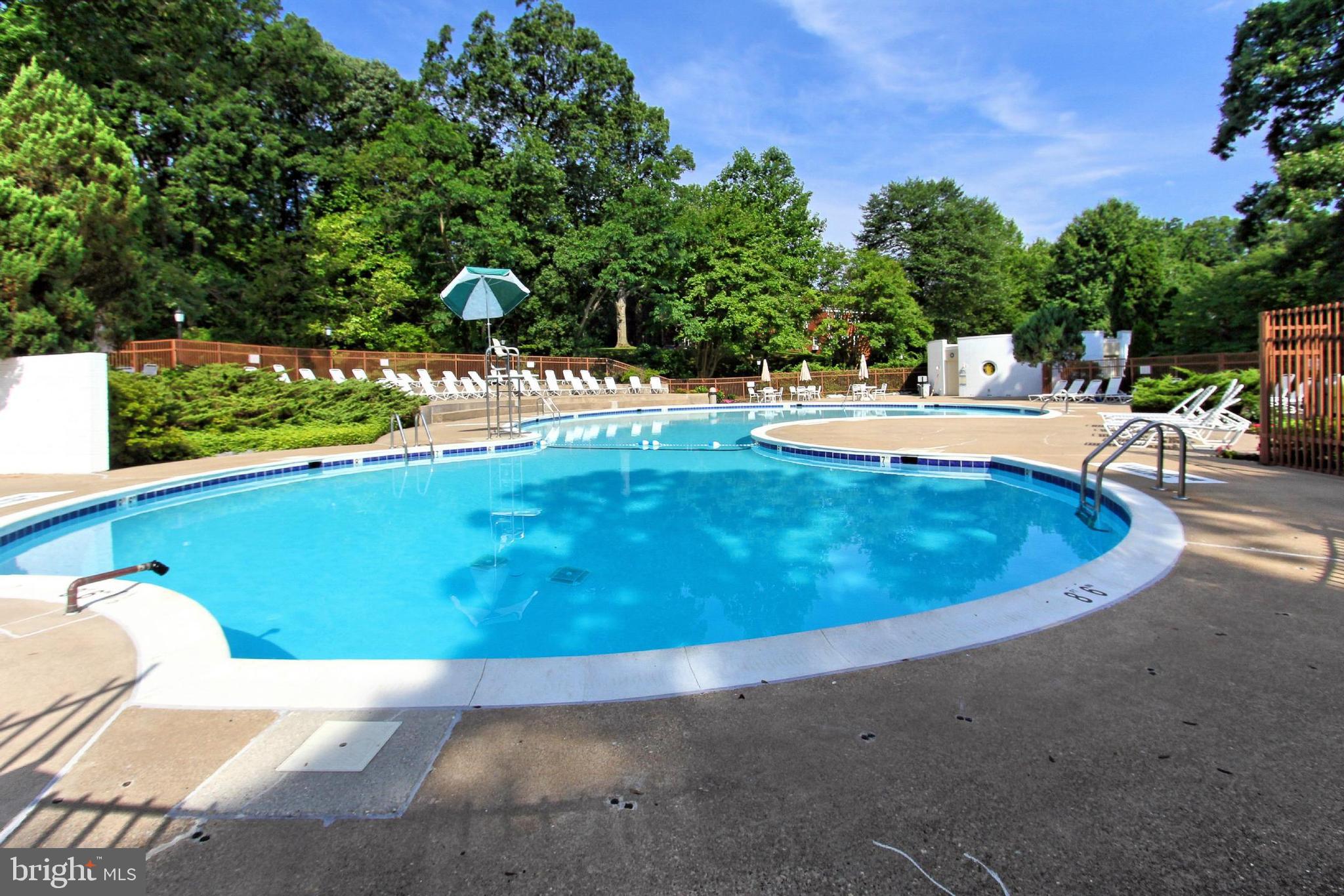 PARK FAIRFAX - Residential