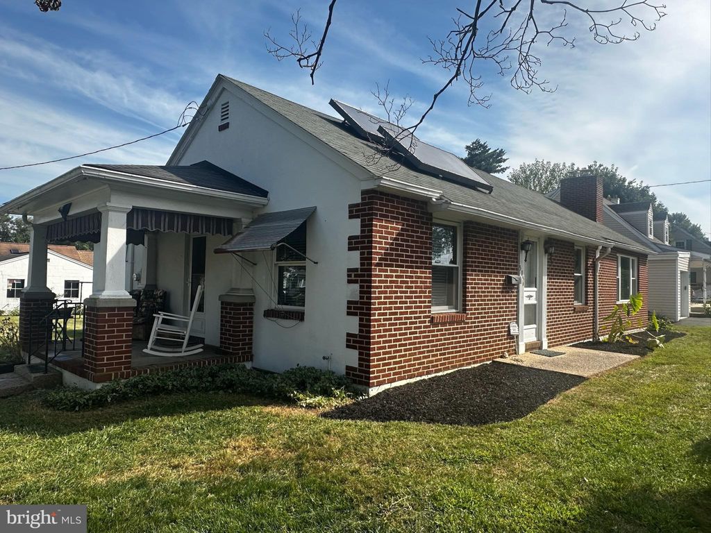 Photo of 505 Donegal Springs Road, MOUNT JOY, PA 17552 (MLS # PALA2077210)