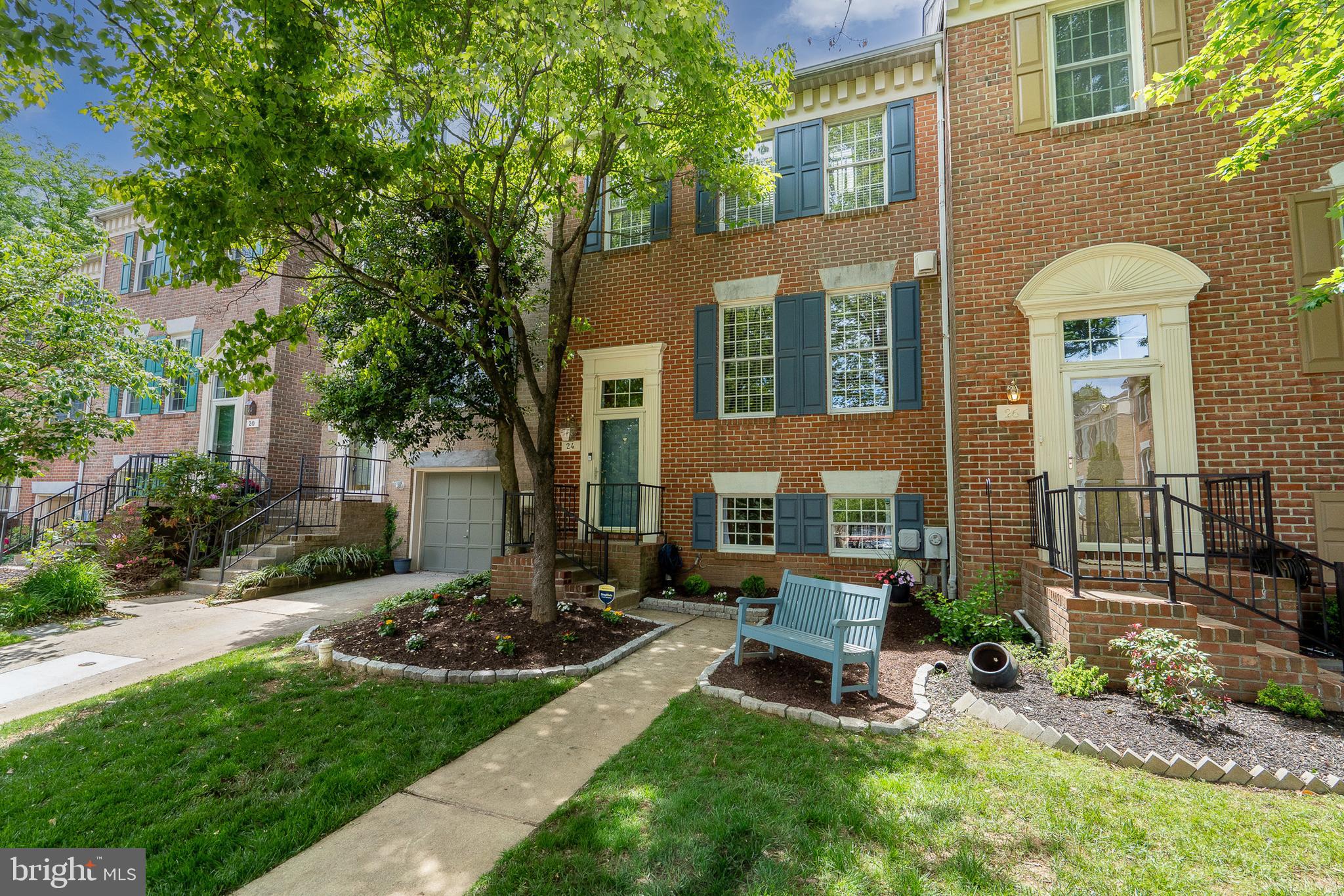 24 ALDERMAN COURT