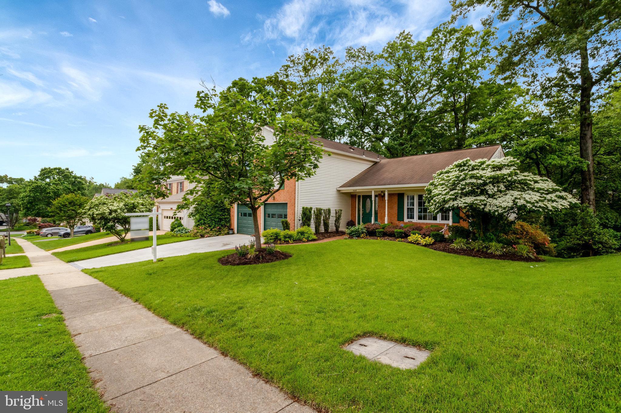 7006 MAPLE TREE LANE