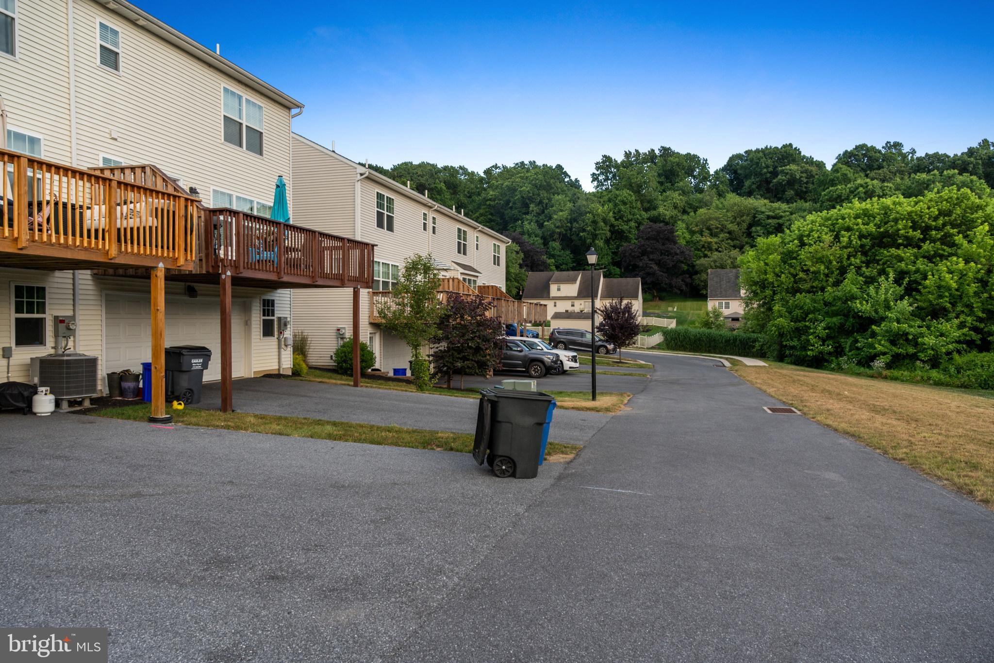 SUMMERFIELD - Residential