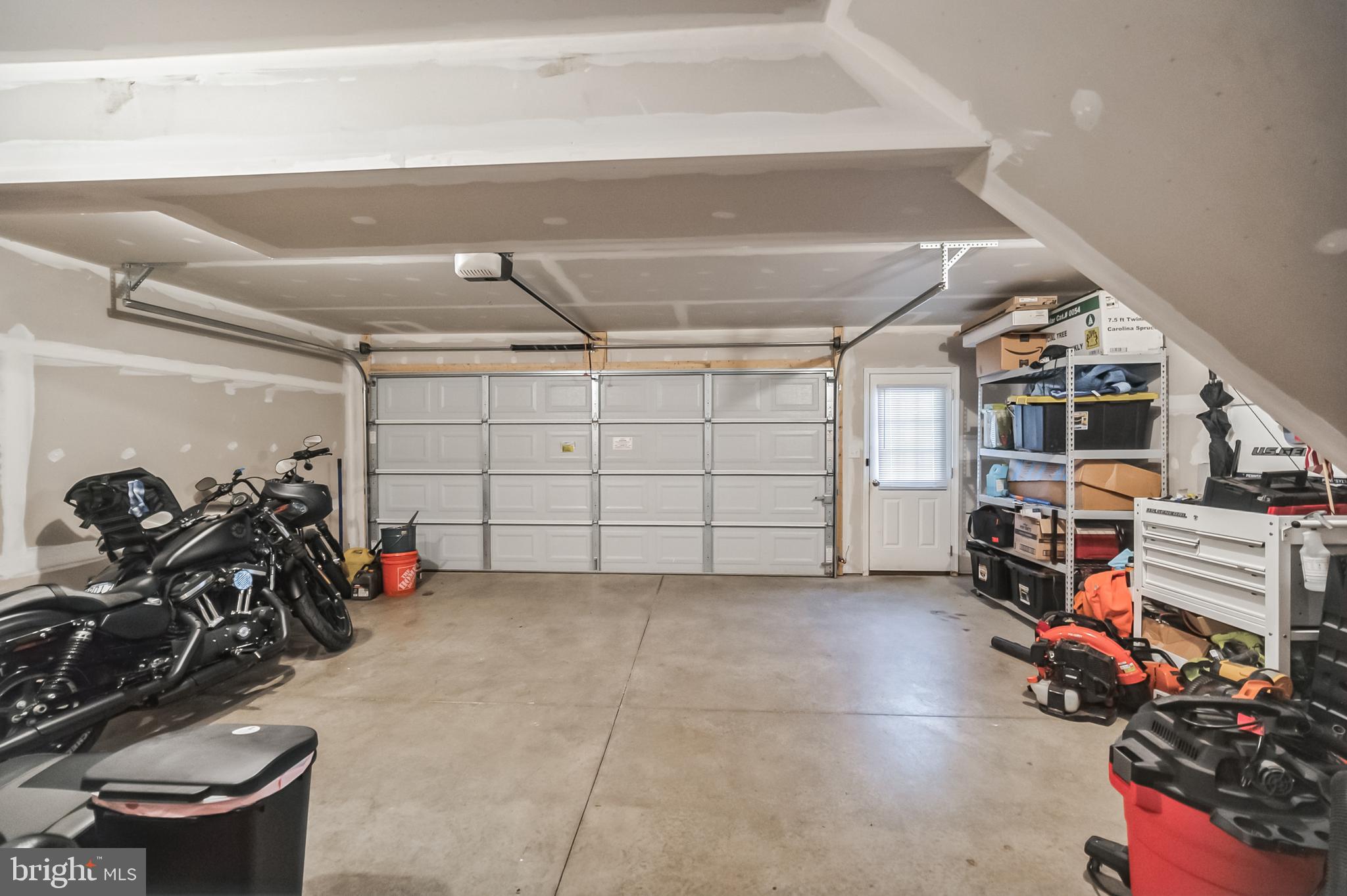 SUMMERFIELD - Residential