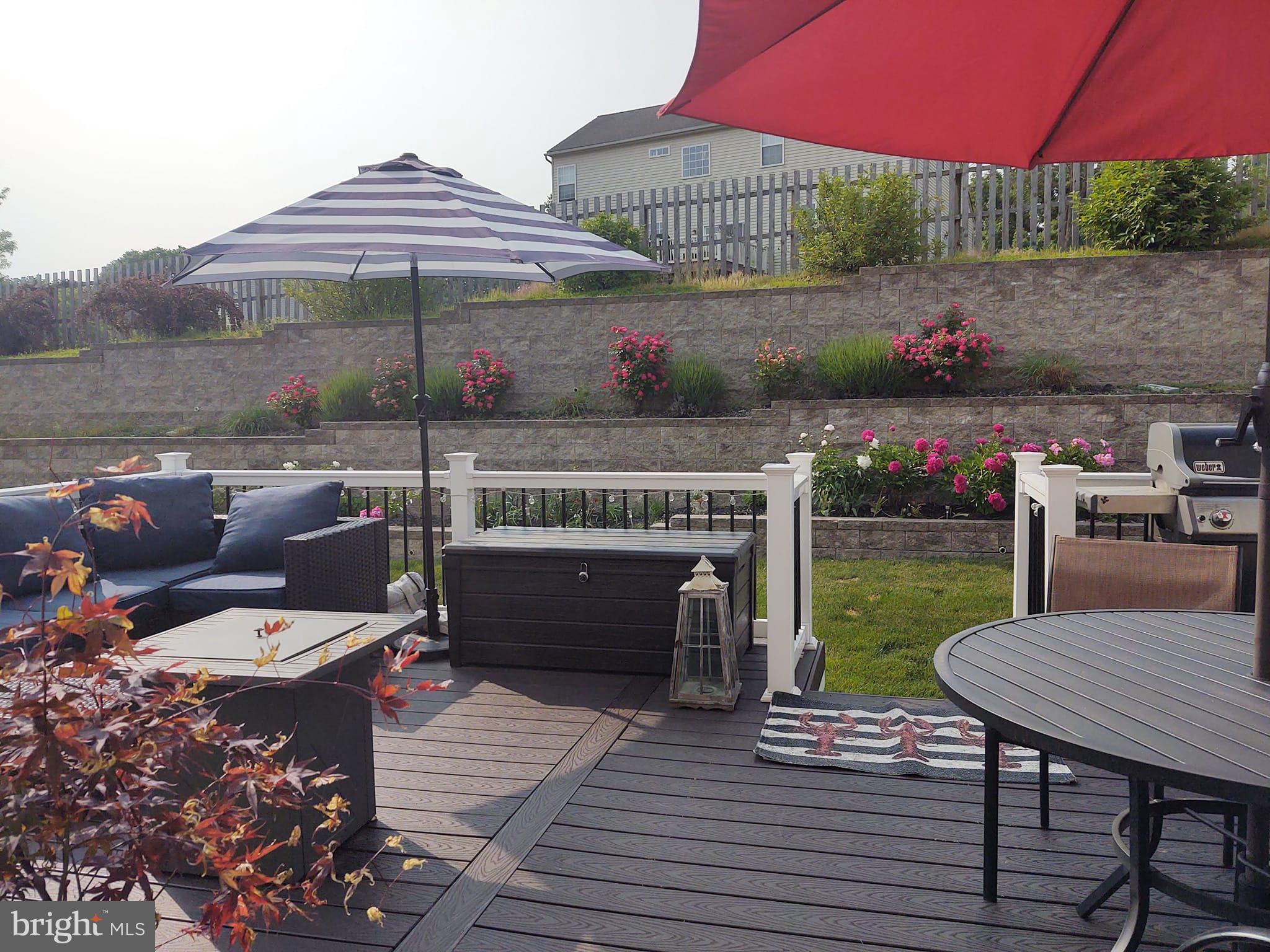 REGENTS GLEN TOWNHOME - Residential