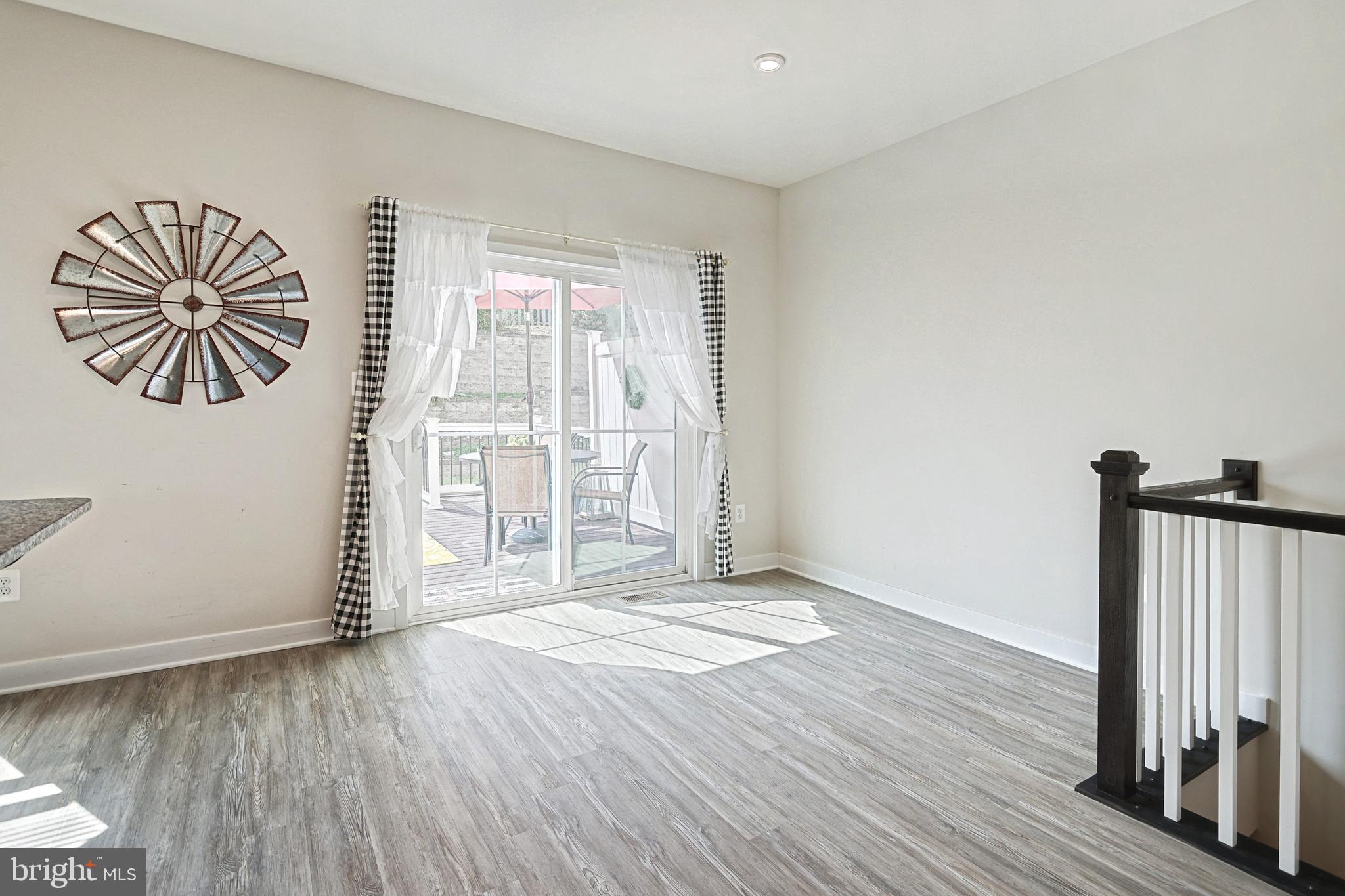 REGENTS GLEN TOWNHOME - Residential